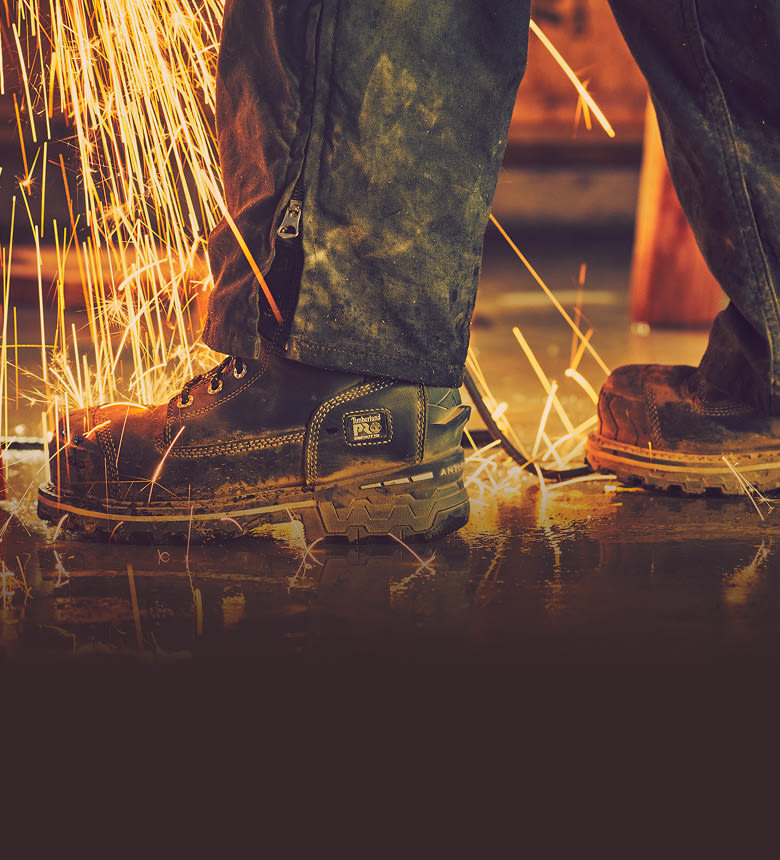 Bottes, chaussures et vêtements de soudure