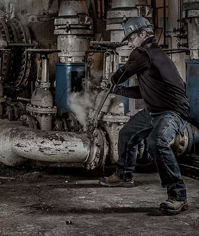 Manufacturing & Warehousing | Timberland PRO Partnership-At-Work Safety Footwear Program