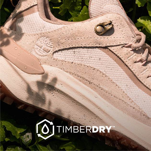 WATERPROOF. A waterproof membrane made with 50% recycled plastic locks water out.