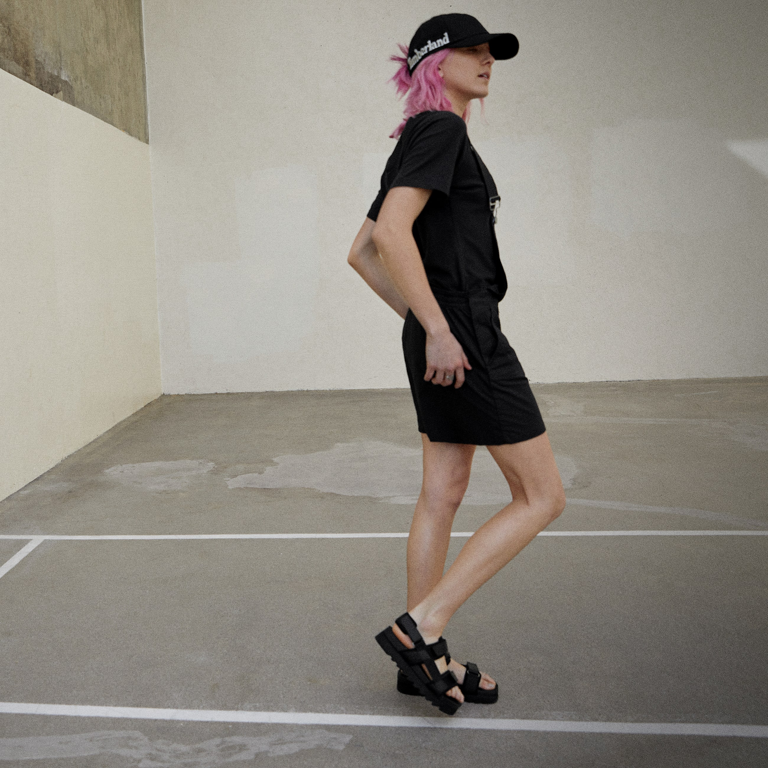 Womens SideLogo Baseball Cap TBL Black ALT3