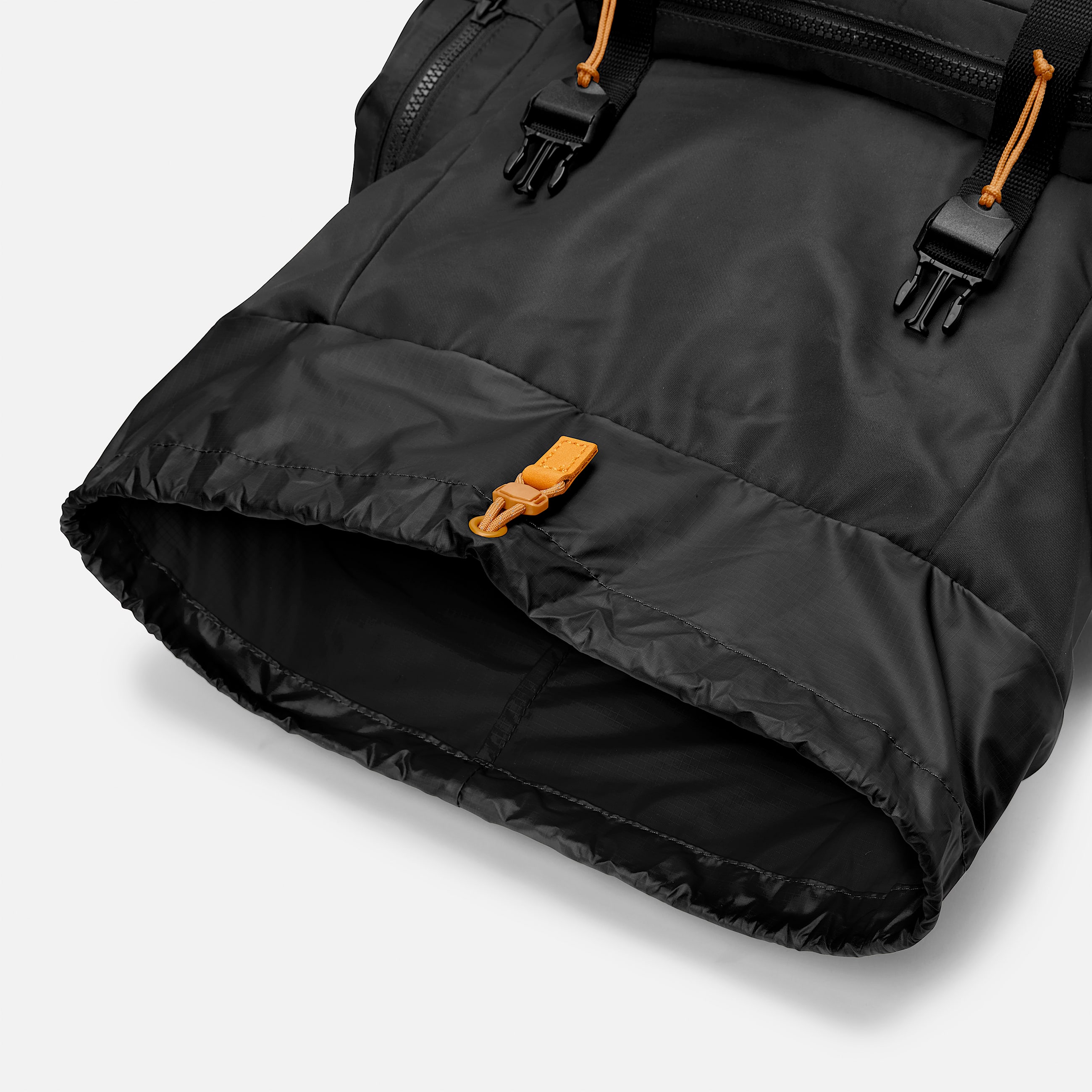 Nylon 32Liter Backpack TBL Black ALT1