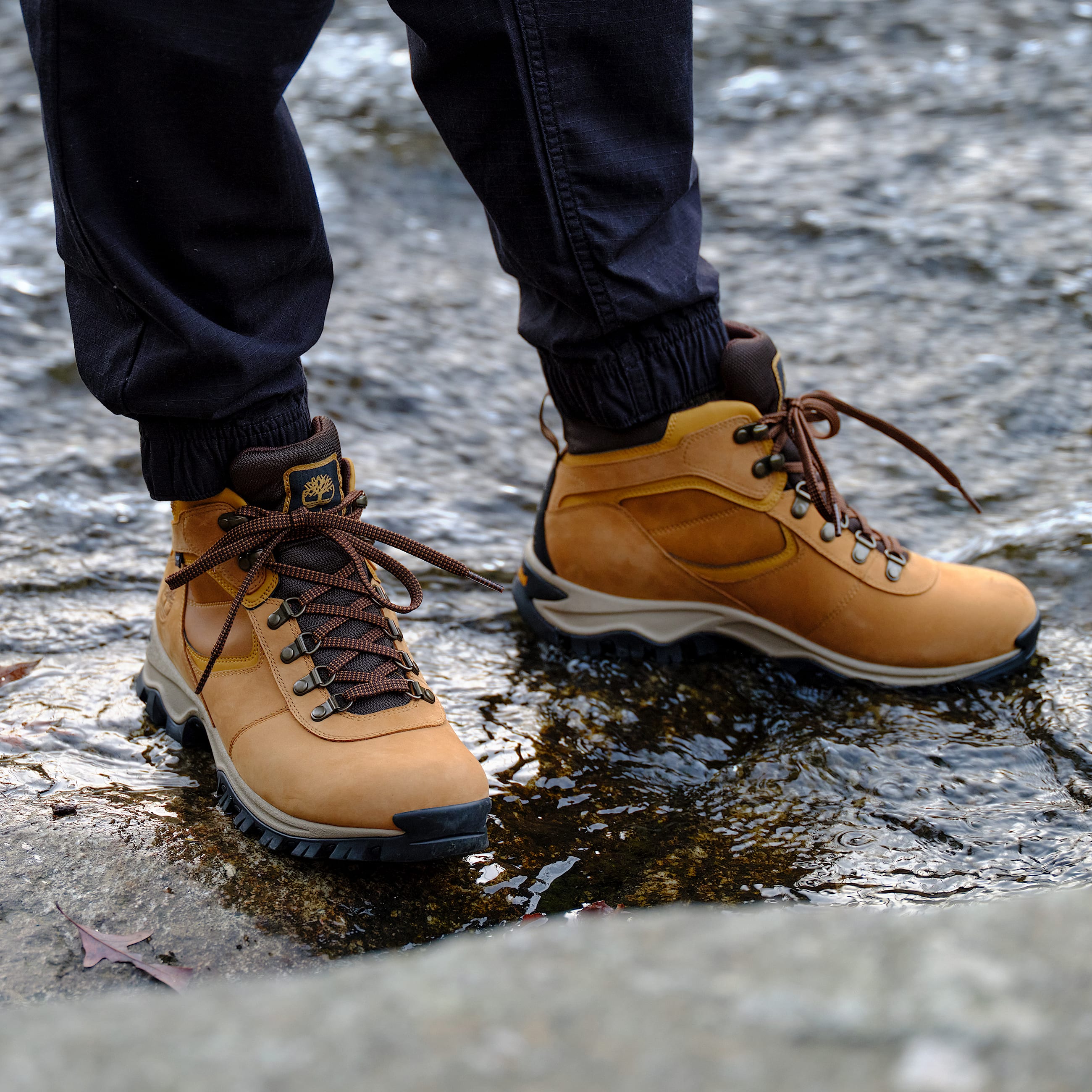 Mens Mt Maddsen Mid Waterproof Hiking Boot TBL Wheat ALT1