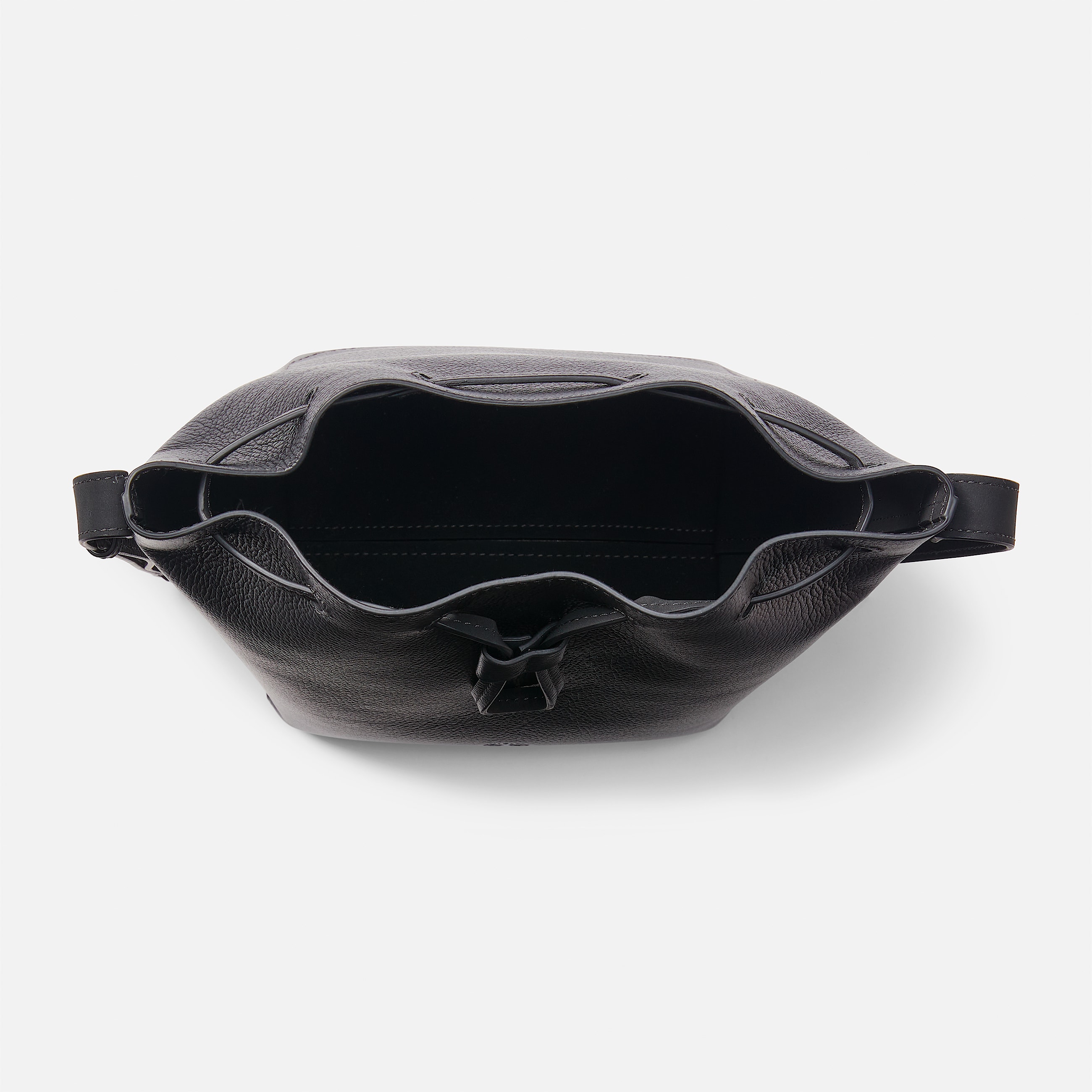 Womens Tuckerman Leather Bucket Bag TBL Black ALT1