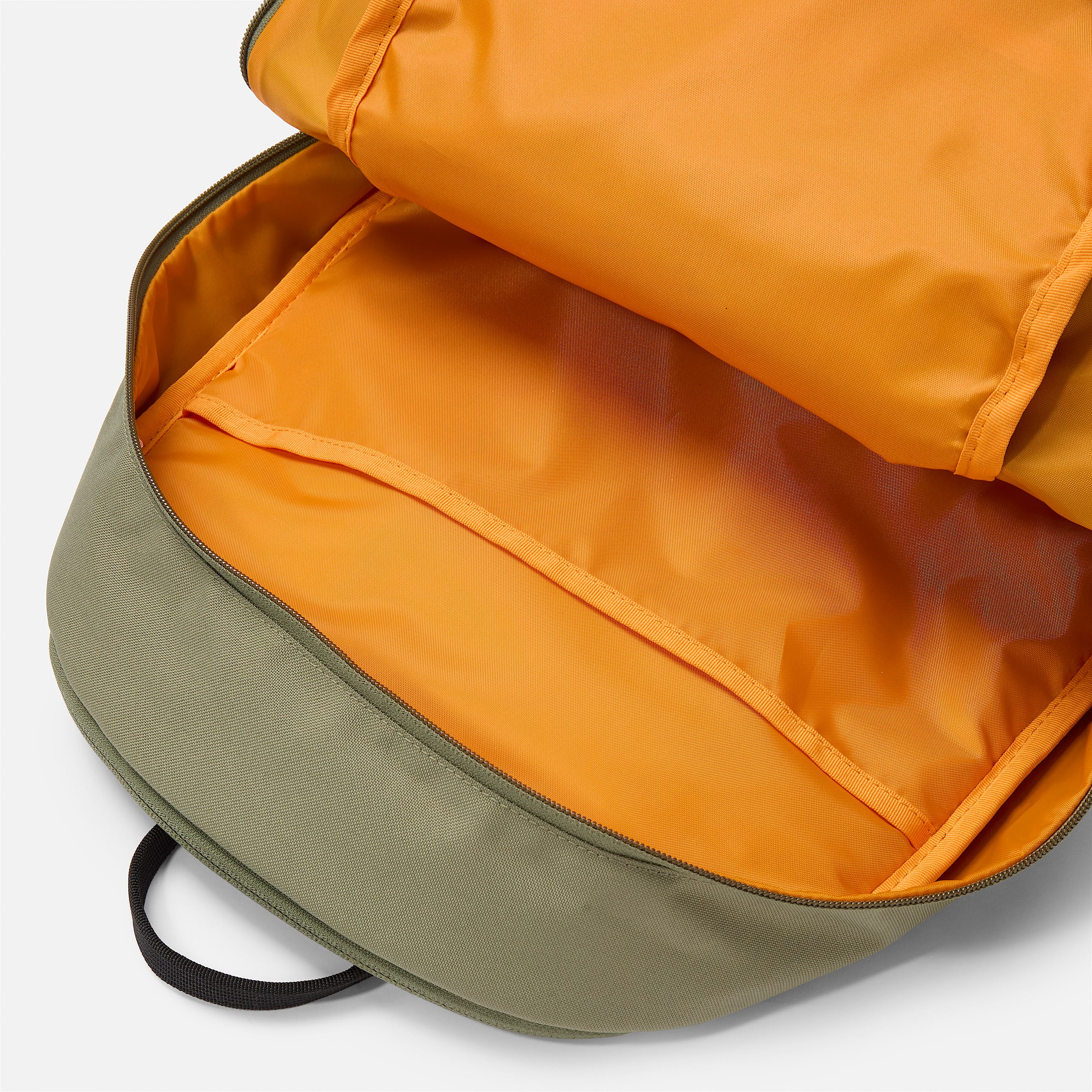 Calverton 26Liter Backpack TBL Dark BrownGold ALT1