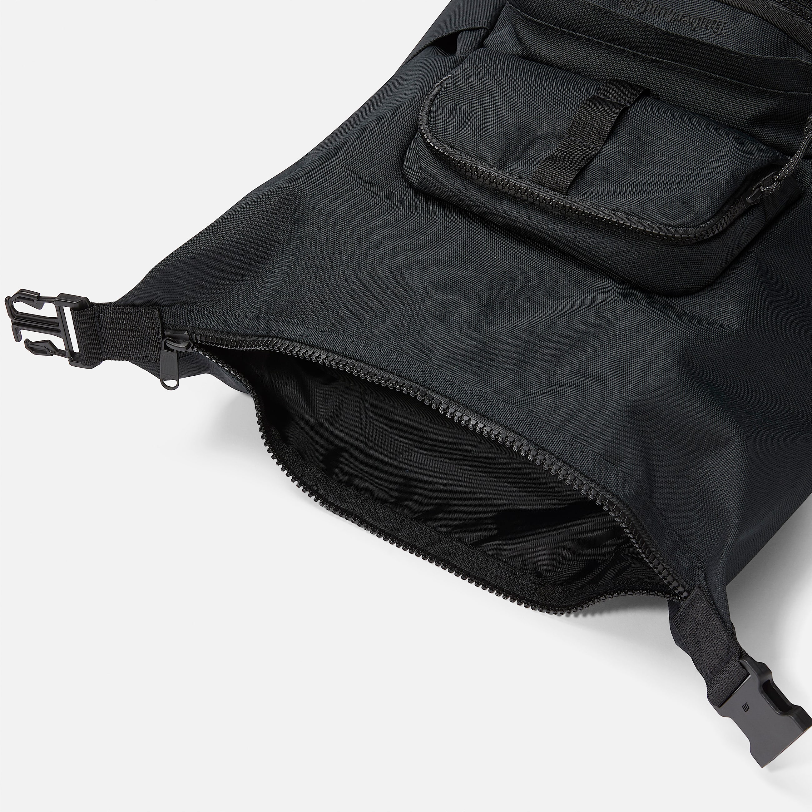 Mochila Heritage Utility TBL Negro ALT1