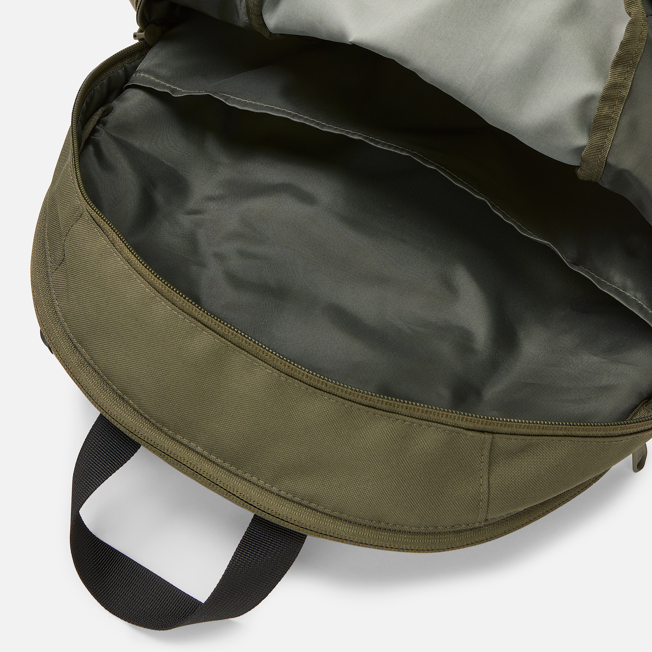 Outdoor 28Liter Backpack TBL Leaf Green ALT1