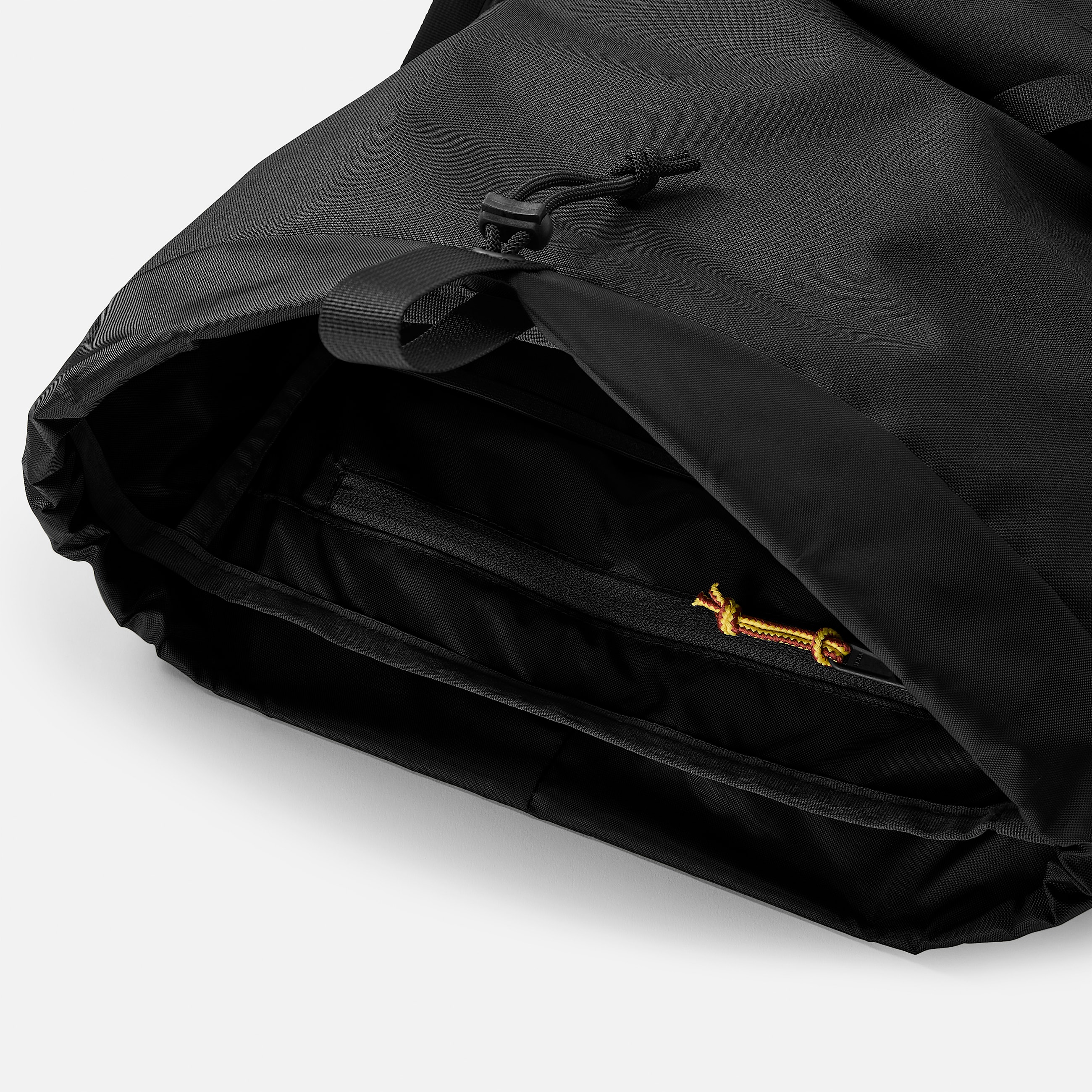 Timberpack Heritage 30Liter Backpack TBL BlackWheat ALT1