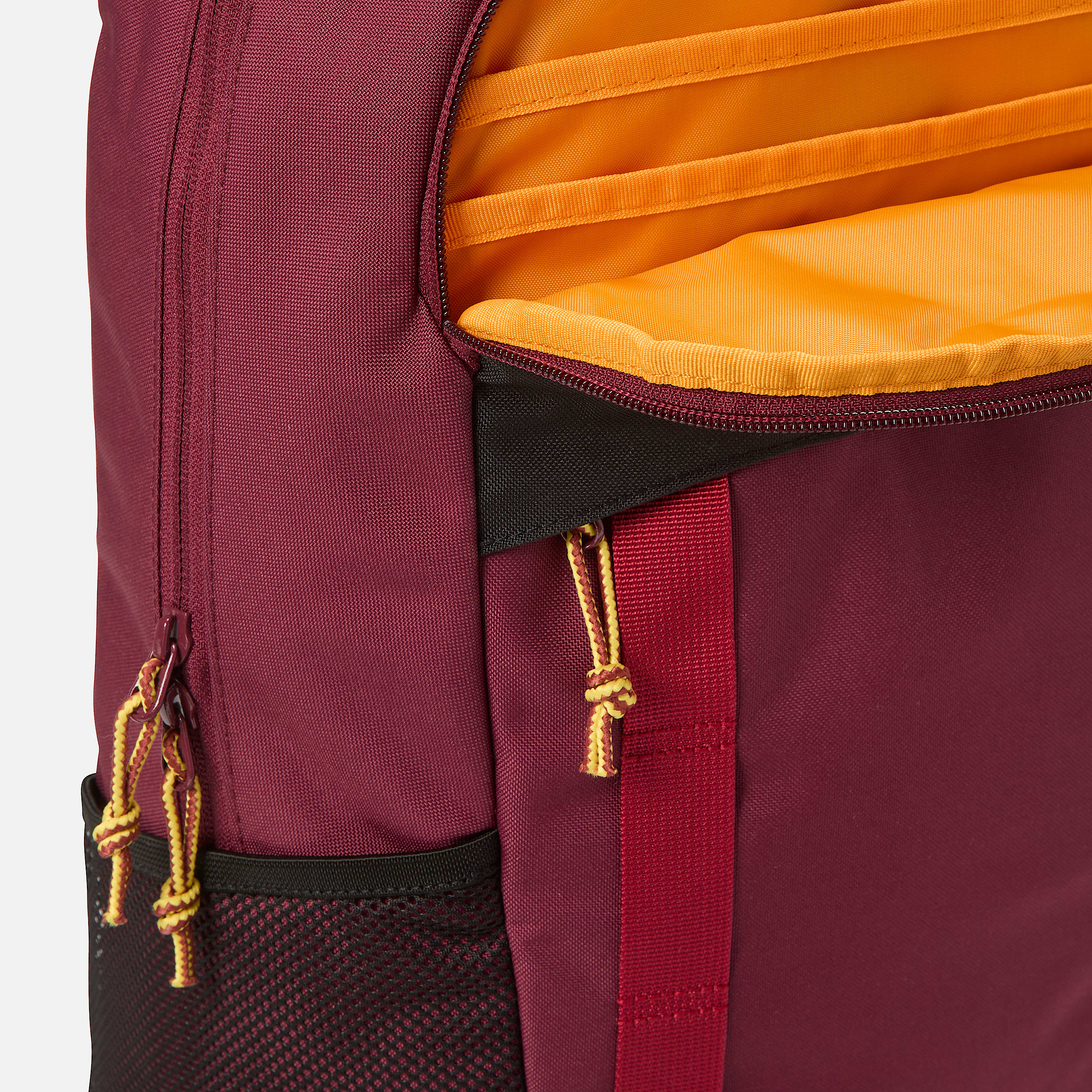 Mochila Calverton de 26 litros TBL Burdeos ALT3