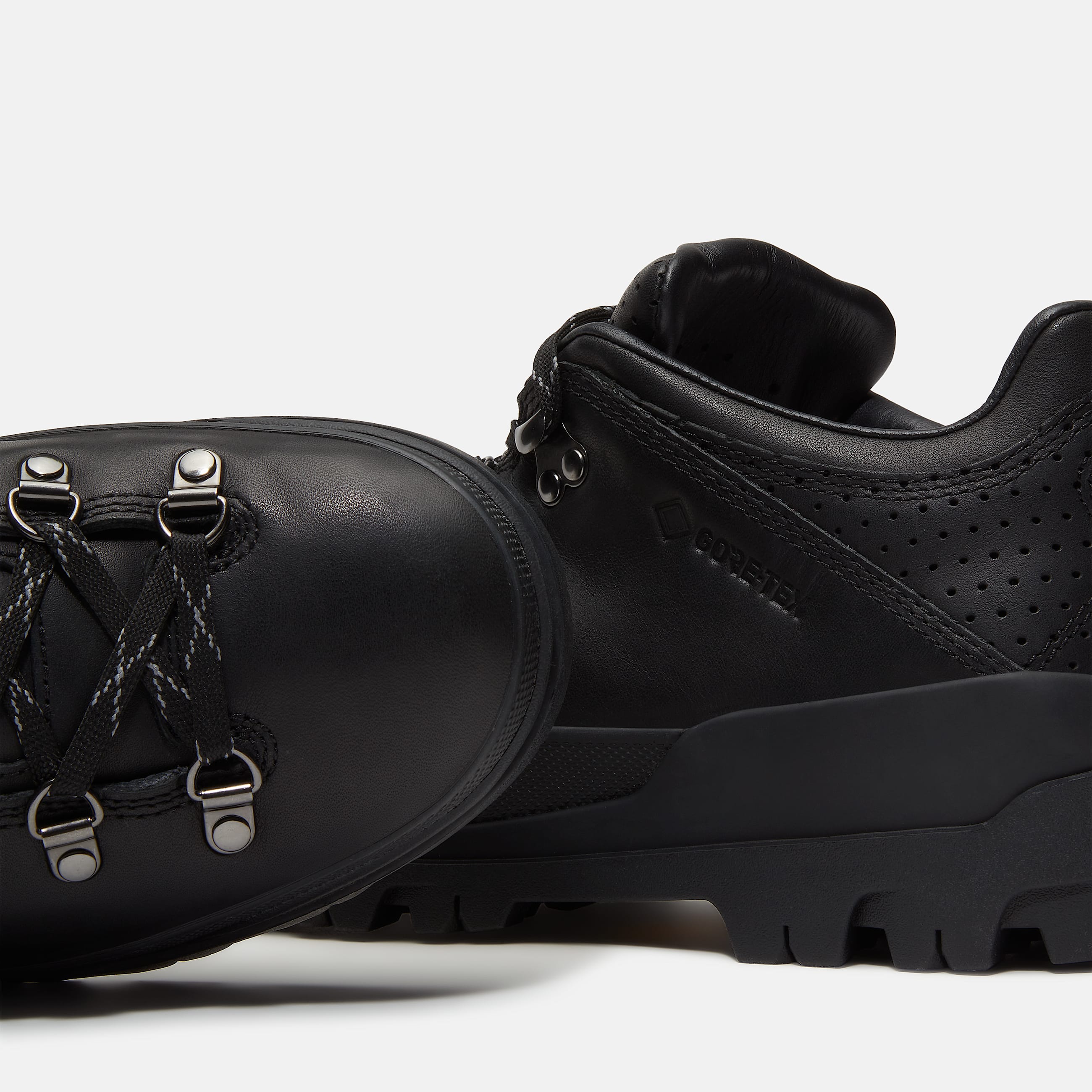 Botas World Hiker para hombre con membrana GORETEX TBL Negro Grano entero ALT8