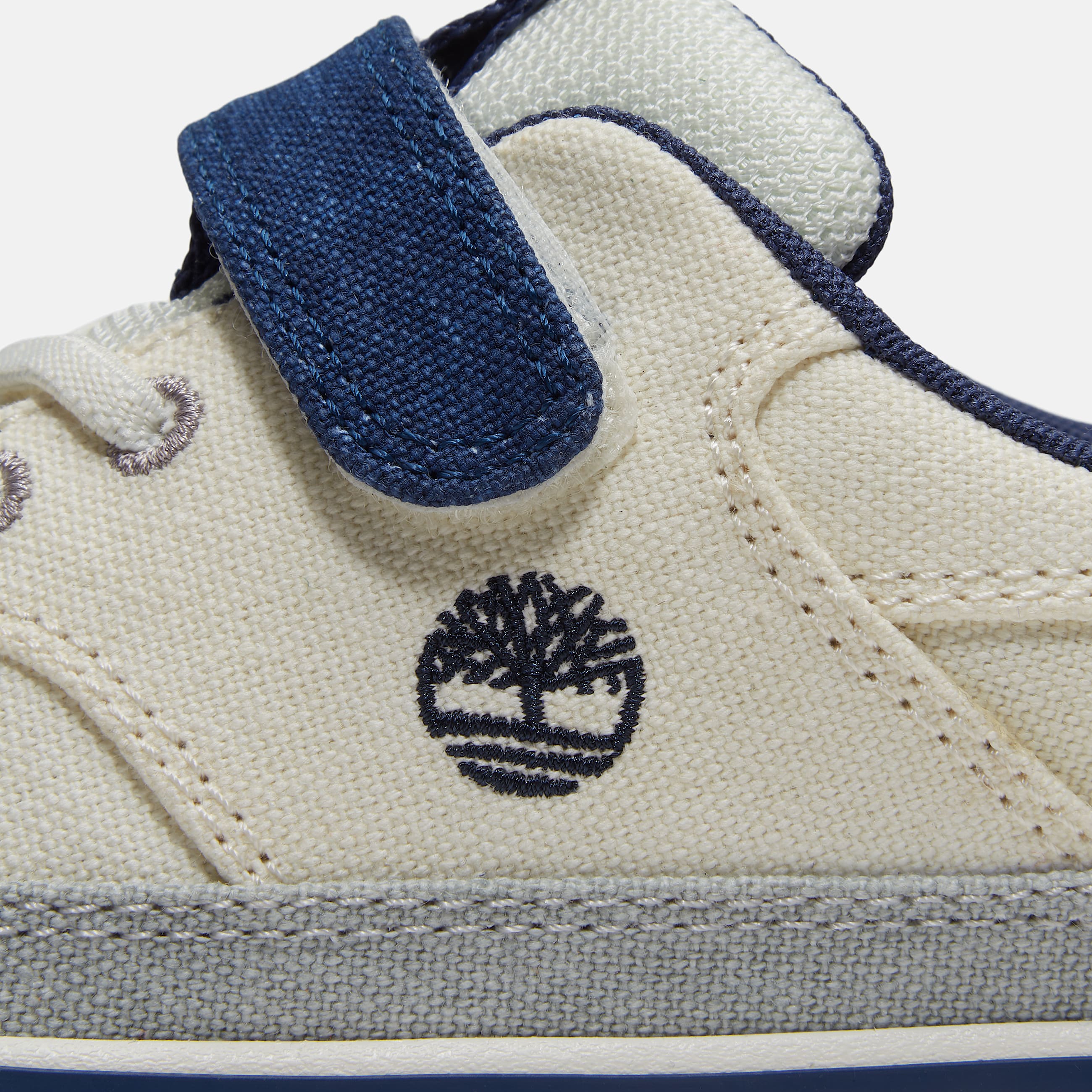 Youth Stone Jump HookandLoop Sneaker TBL Natural Canvas ALT7