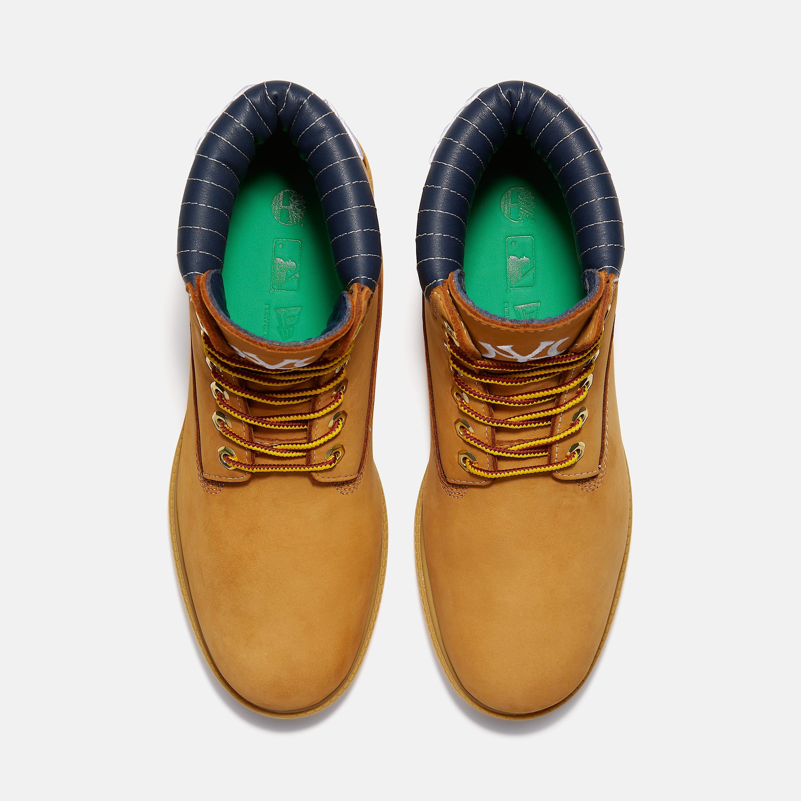 Botas impermeables Timberland Heritage de 6 pulgadas para Hombre TBL Nobuck color trigoRayas azul marino ALT2