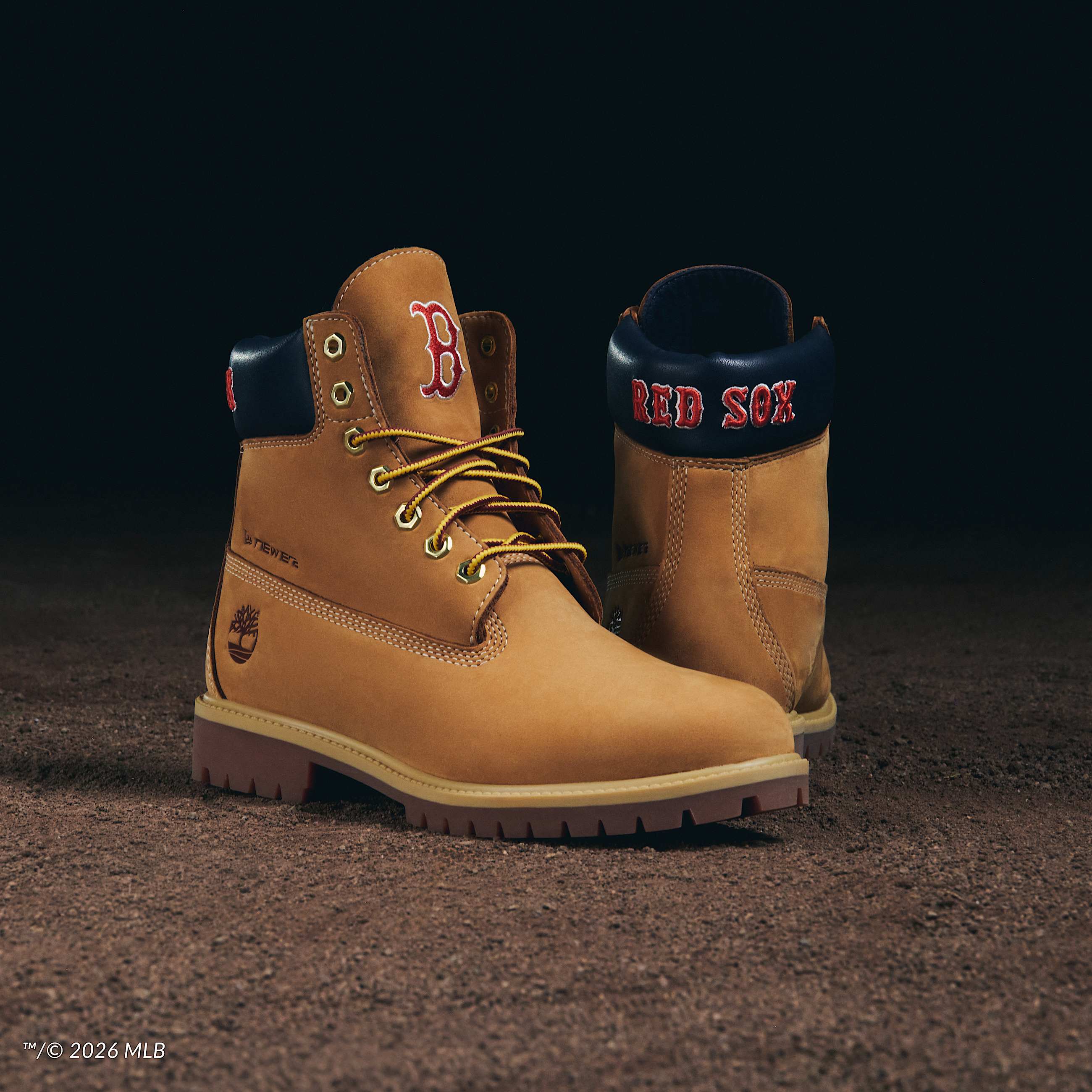 Botas impermeables Timberland Heritage de 6 pulgadas para Hombre TBL Nobuck color trigoazul marinorojo ALTA