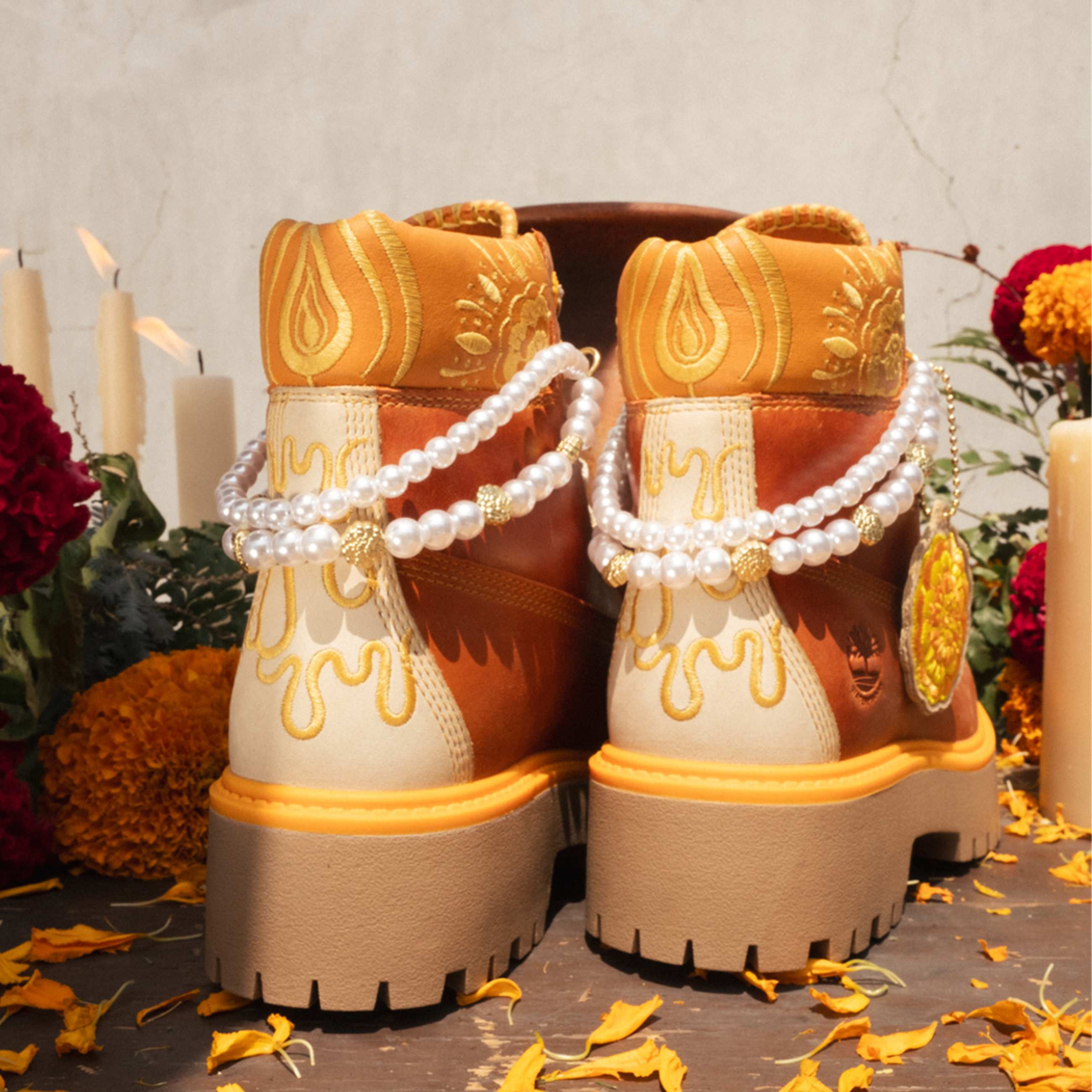 Womens Stone Street Platform Da de Muertos 6Inch Waterproof Boot TBL Rust FullGrainOrange ALTD
