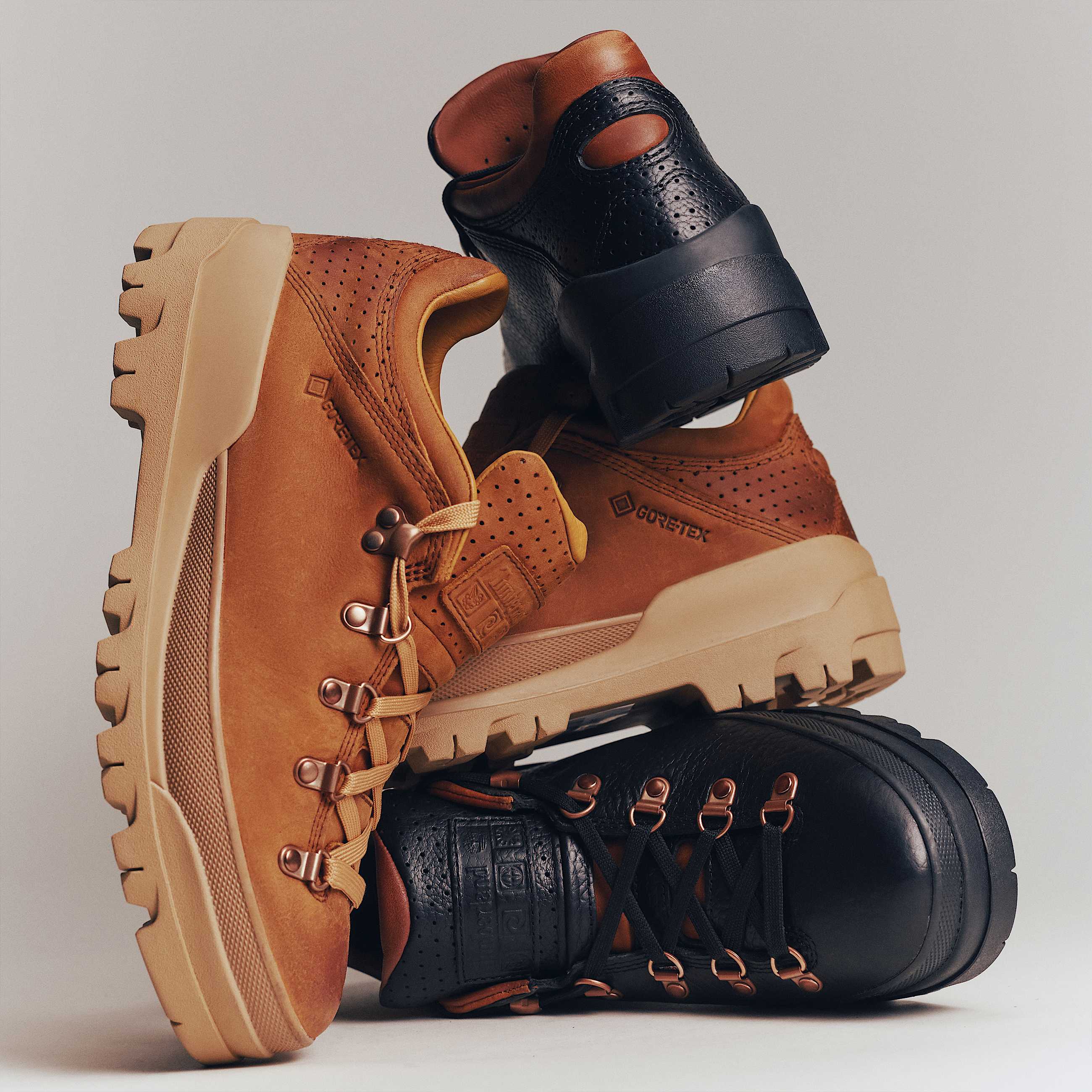 Men's World Hiker Low with GORE-TEX Membrane