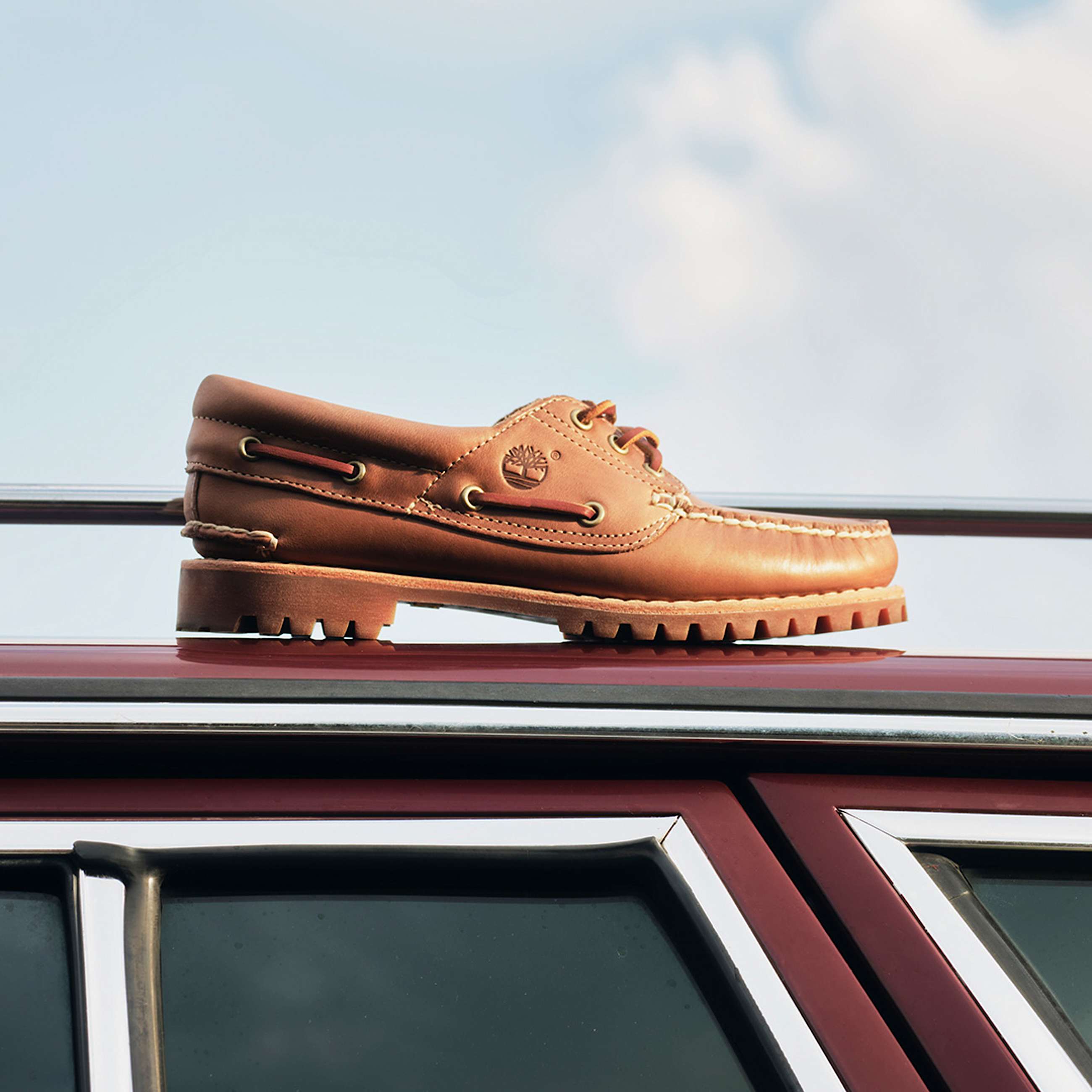 Zapatos nuticos Timberland Authentic 3Eye Lug Handsewn para Hombre TBL Piel de grano completo marrn medioMarrn medio ALTB