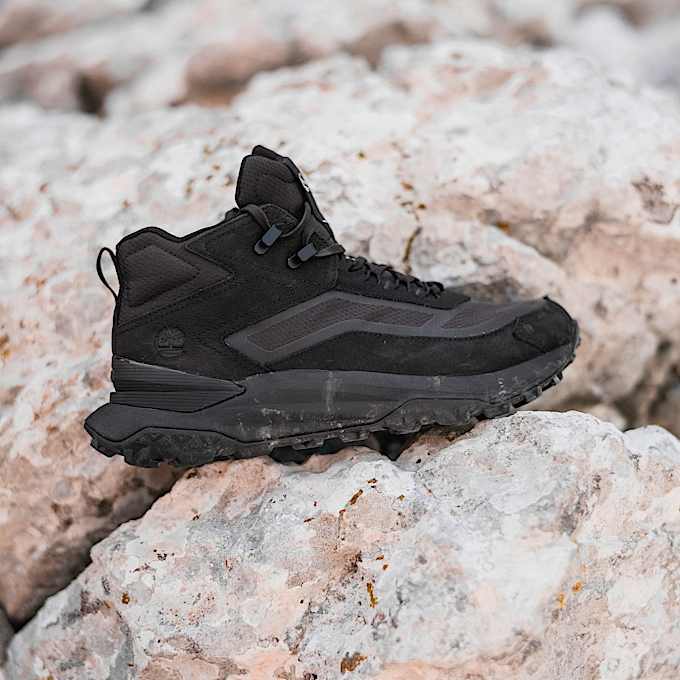 Men's Motion Access Mid Waterproof Sneaker