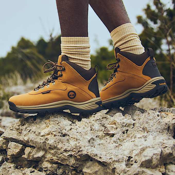 Men's White Ledge Waterproof Hiking Boot