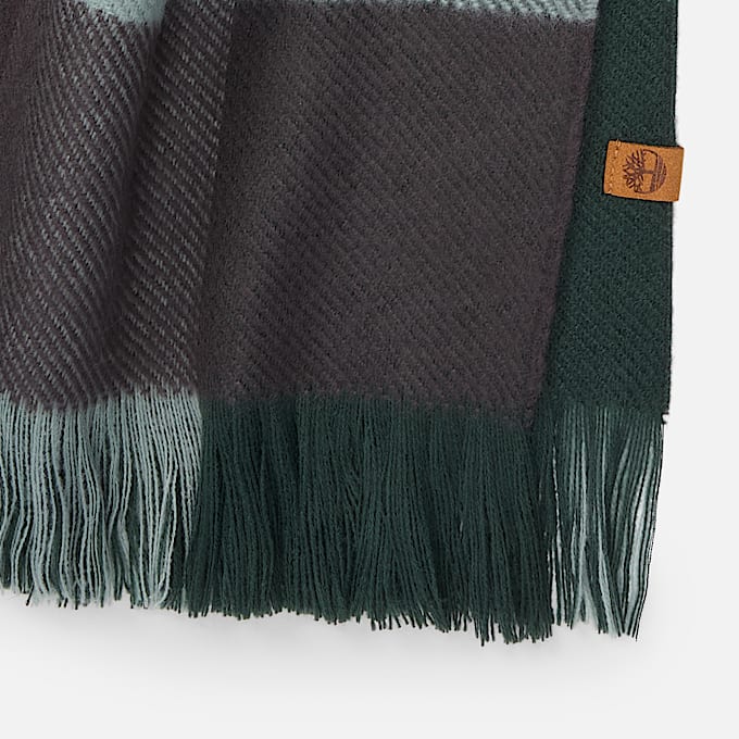 Women's Reversible Blanket Scarf