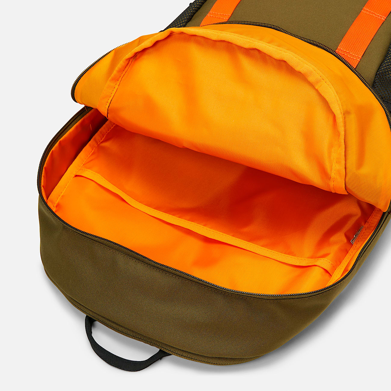 Calverton 26Liter Backpack TBL Dark Olive ALT1