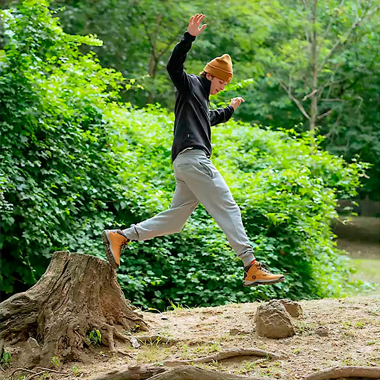 Mens White Ledge Waterproof Mid Hiker Boot TBL Wheat ALT8