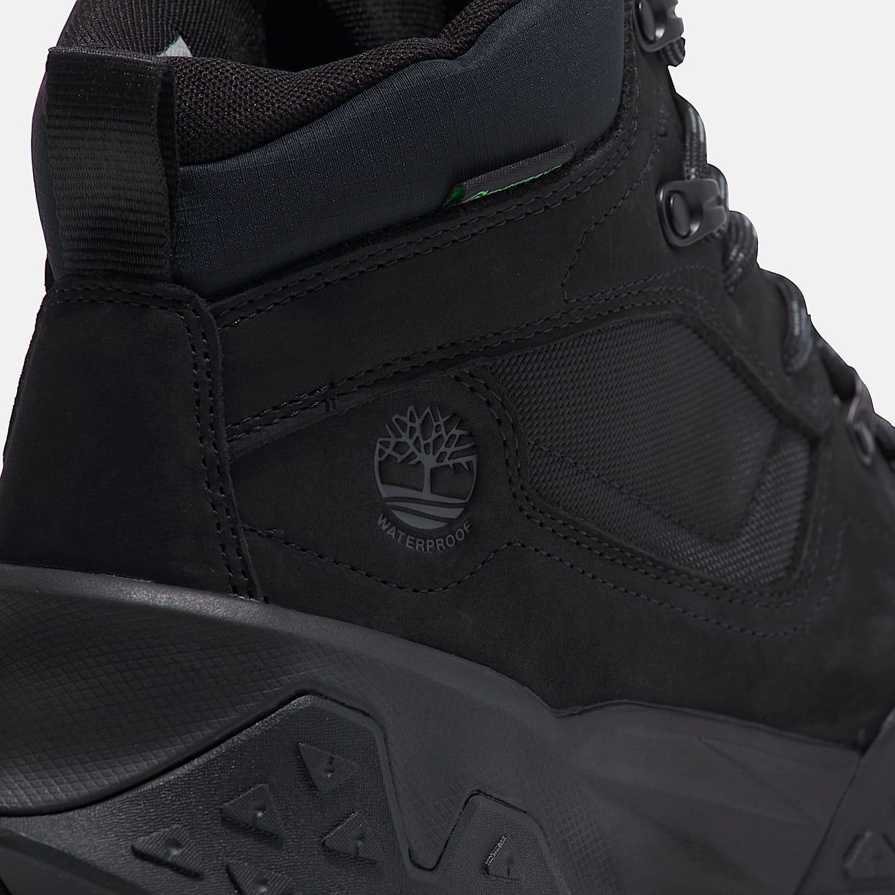 Mens Motion Scramble Mid LaceUp Waterproof Hiker TBL Black Nubuck ALT7