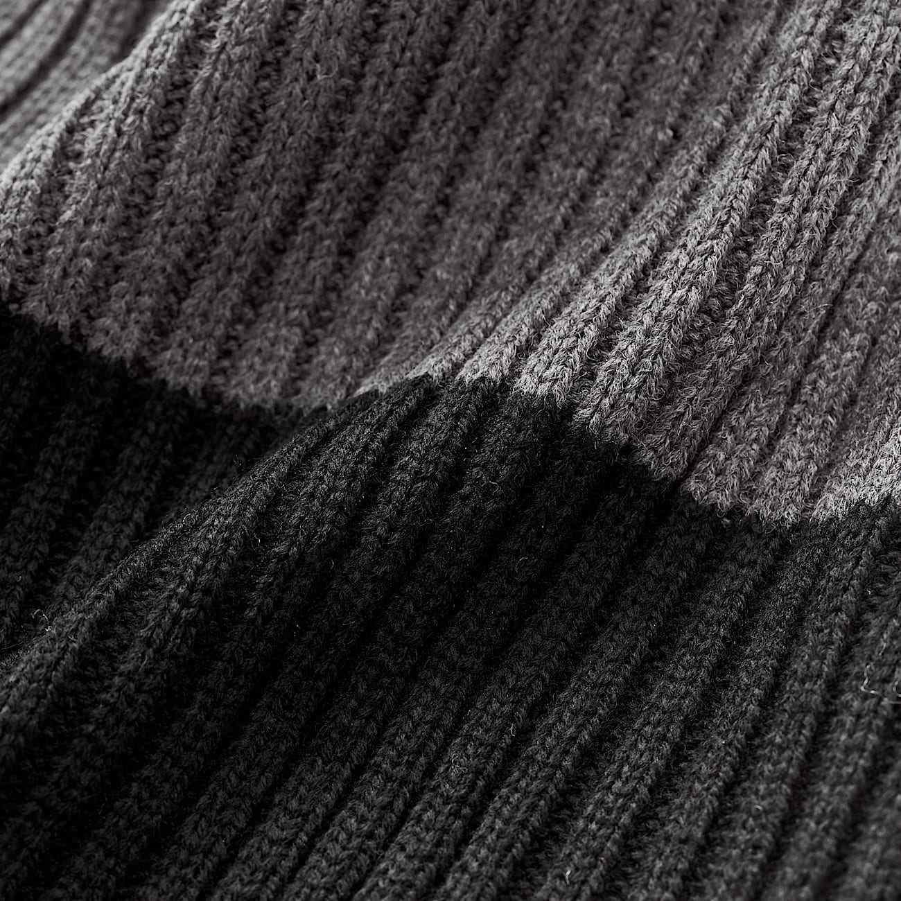 Color-Blocked Ribbed Scarf - 4