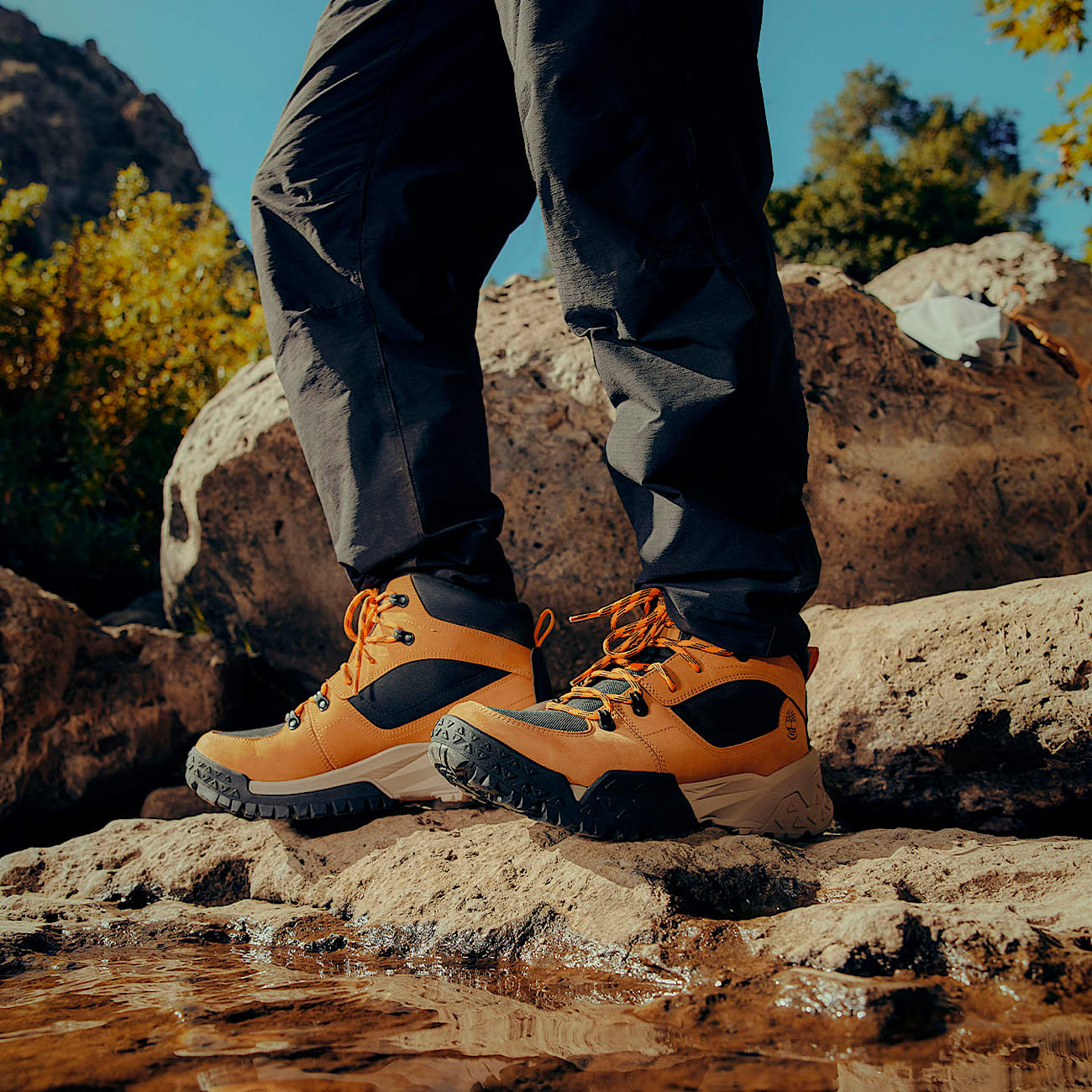 Men's Motion Scramble Mid Lace-Up Waterproof Hiker