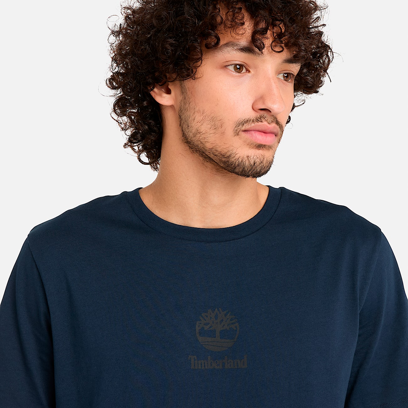 Playera manga corta con logotipo apilado TBL Zafiro oscuro ALT3