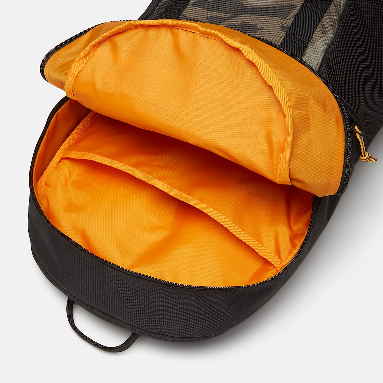Mochila Calverton 26 litros TBL Camuflaje de hojas ALT1