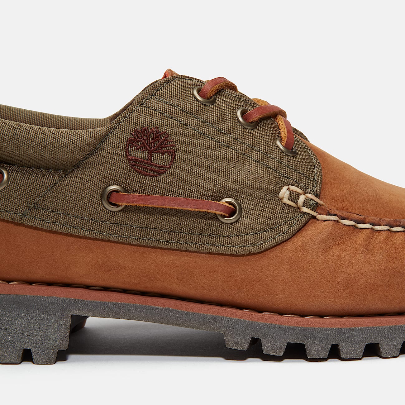 Mens Timberland Authentics 3Eye Boat Shoe TBL Medium Brown Nubuck ALT7