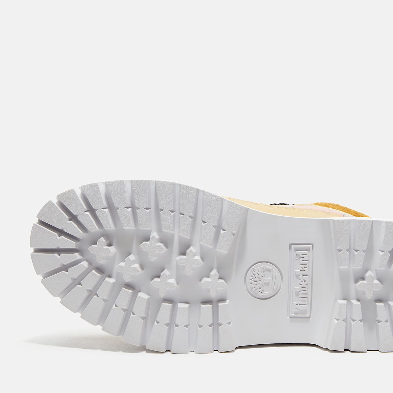 Bota de plataforma Stone Street Waterproof Shades of Happiness 6 para mujer TBL Carita Feliz color Trigo ALT3