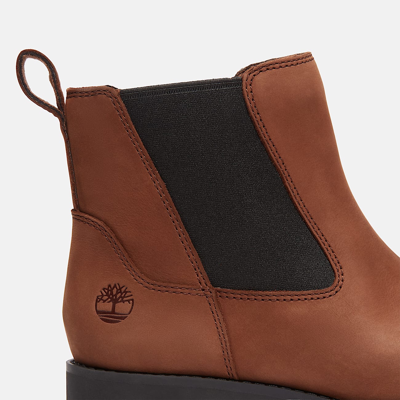 Womens Ellendale Chelsea Boot TBL Brown Nubuck ALT7