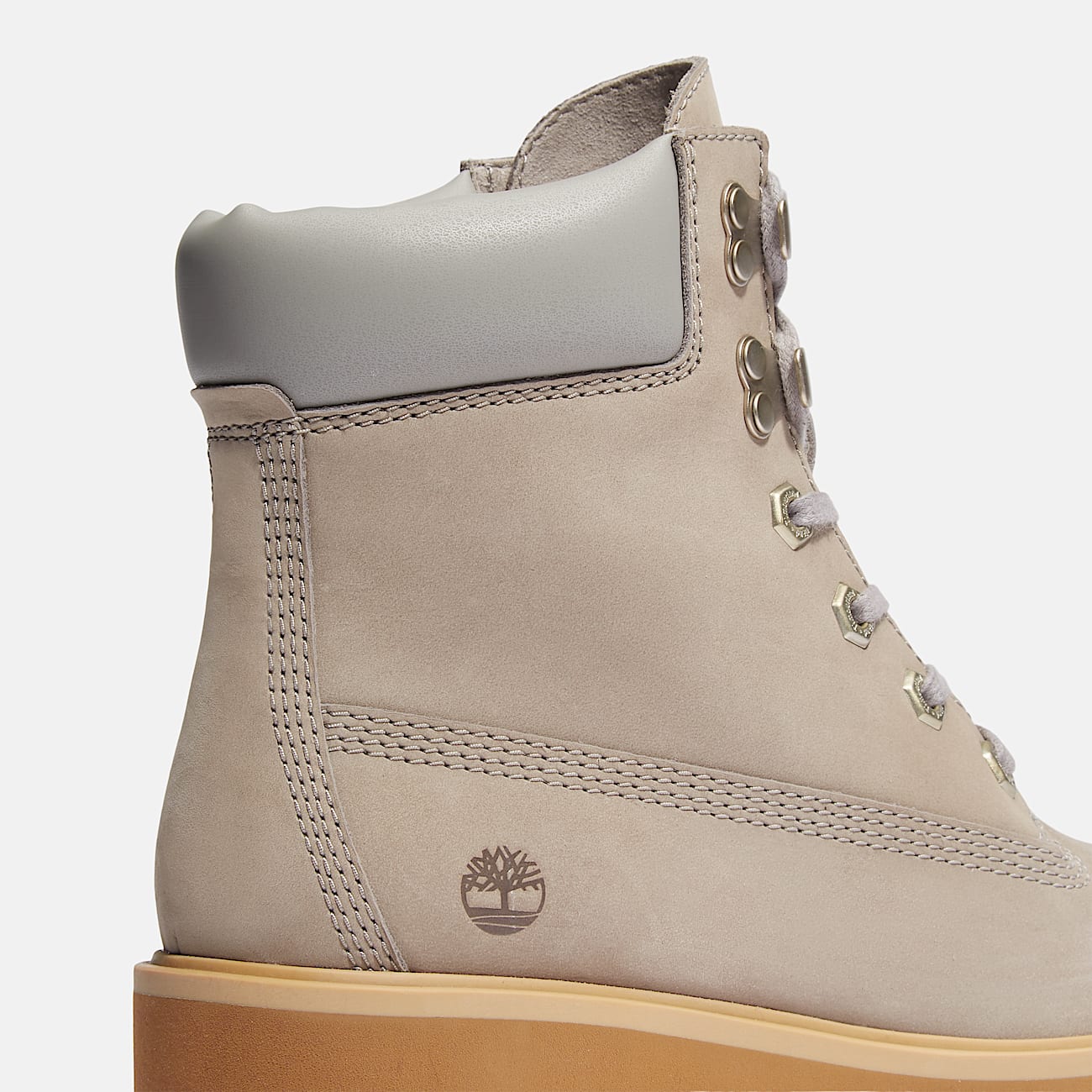 Women's Carnaby Cool Mid Lace-Up Boot - 7