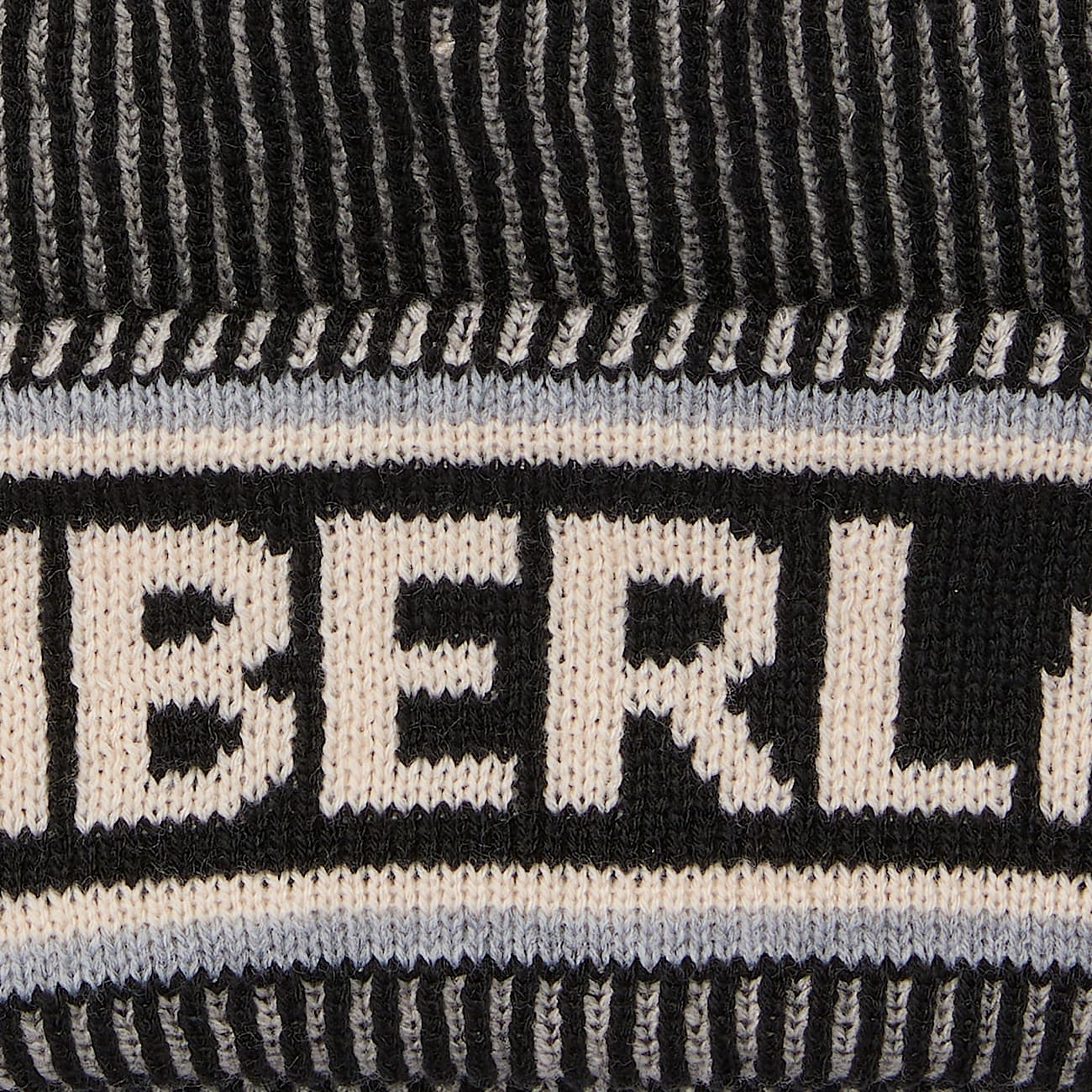 Stadium Beanie TBL Black ALT2