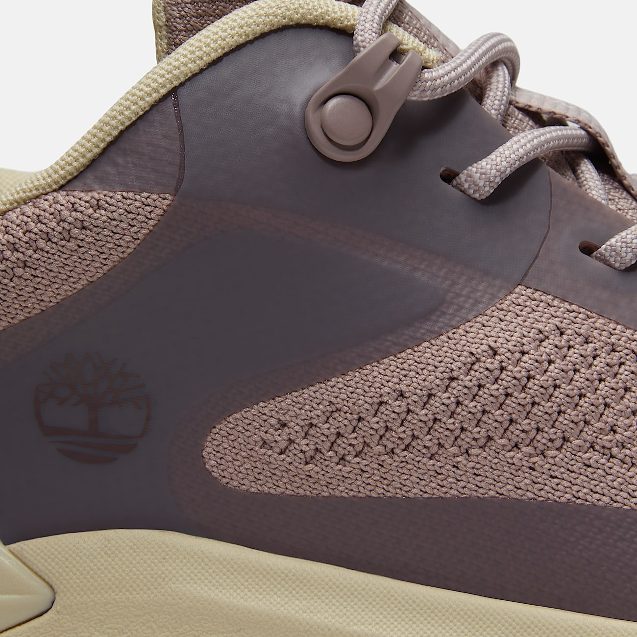 Women's Motion Access Sneaker - 7