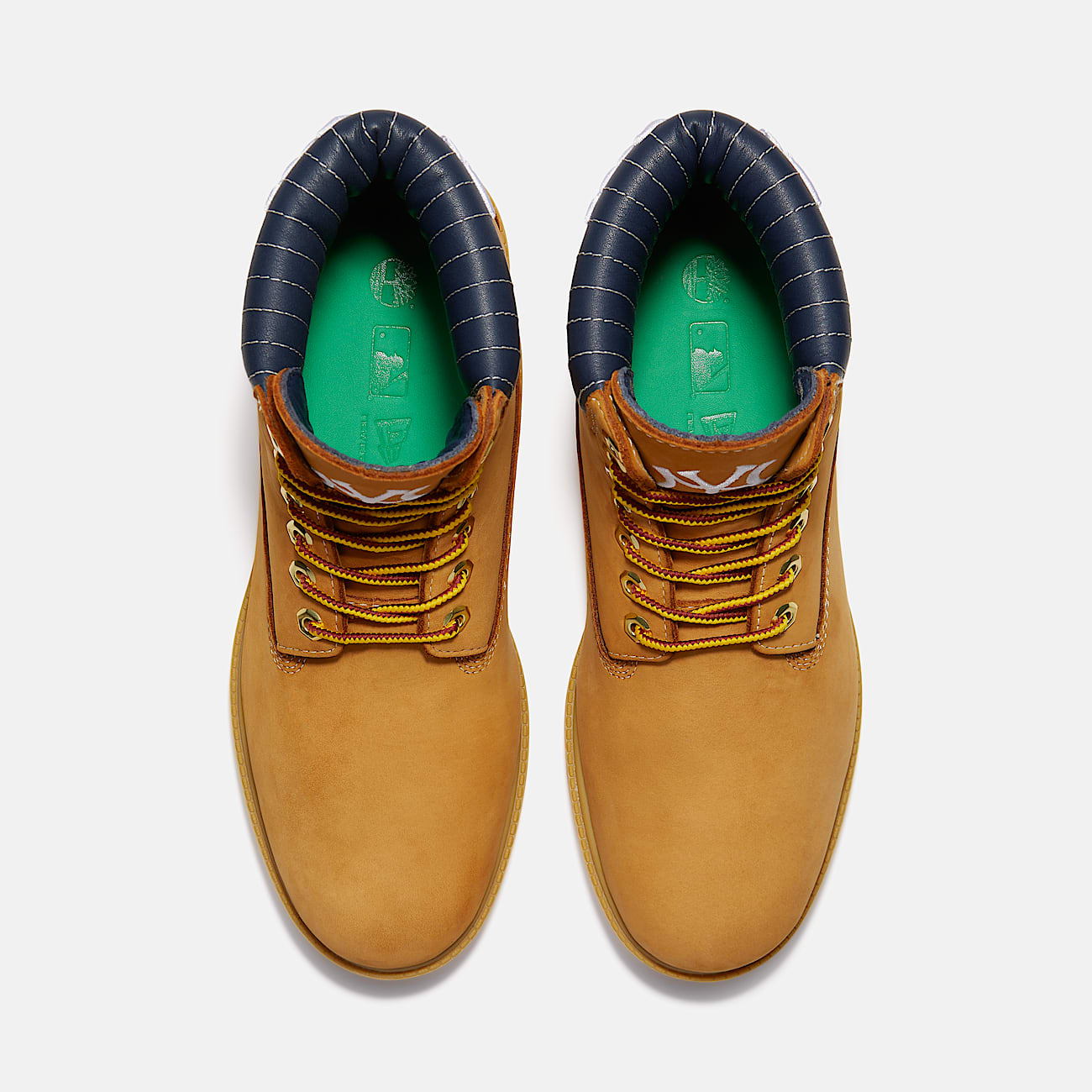 Botas impermeables Timberland Heritage de 6 pulgadas para Hombre TBL Nobuck color trigoRayas azul marino ALT2