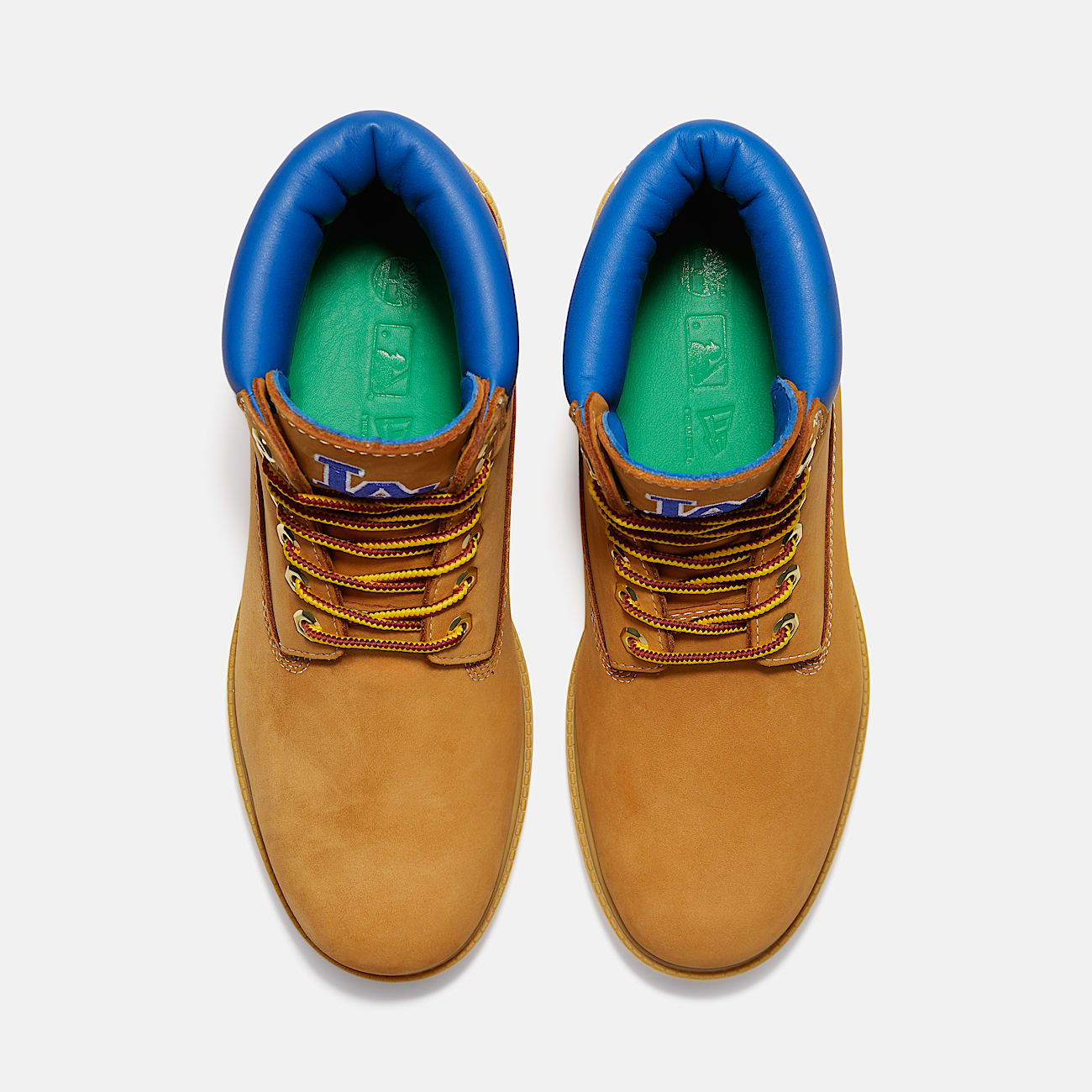 Botas impermeables Timberland Heritage de 6 pulgadas para Hombre TBL Nobuck color trigoazul medioblanco ALT2