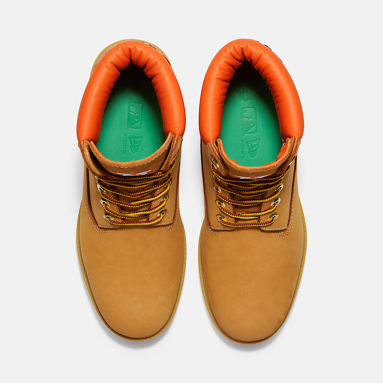 Botas impermeables Timberland Heritage de 6 pulgadas para Hombre TBL Nobuck color trigoNaranja ALT2