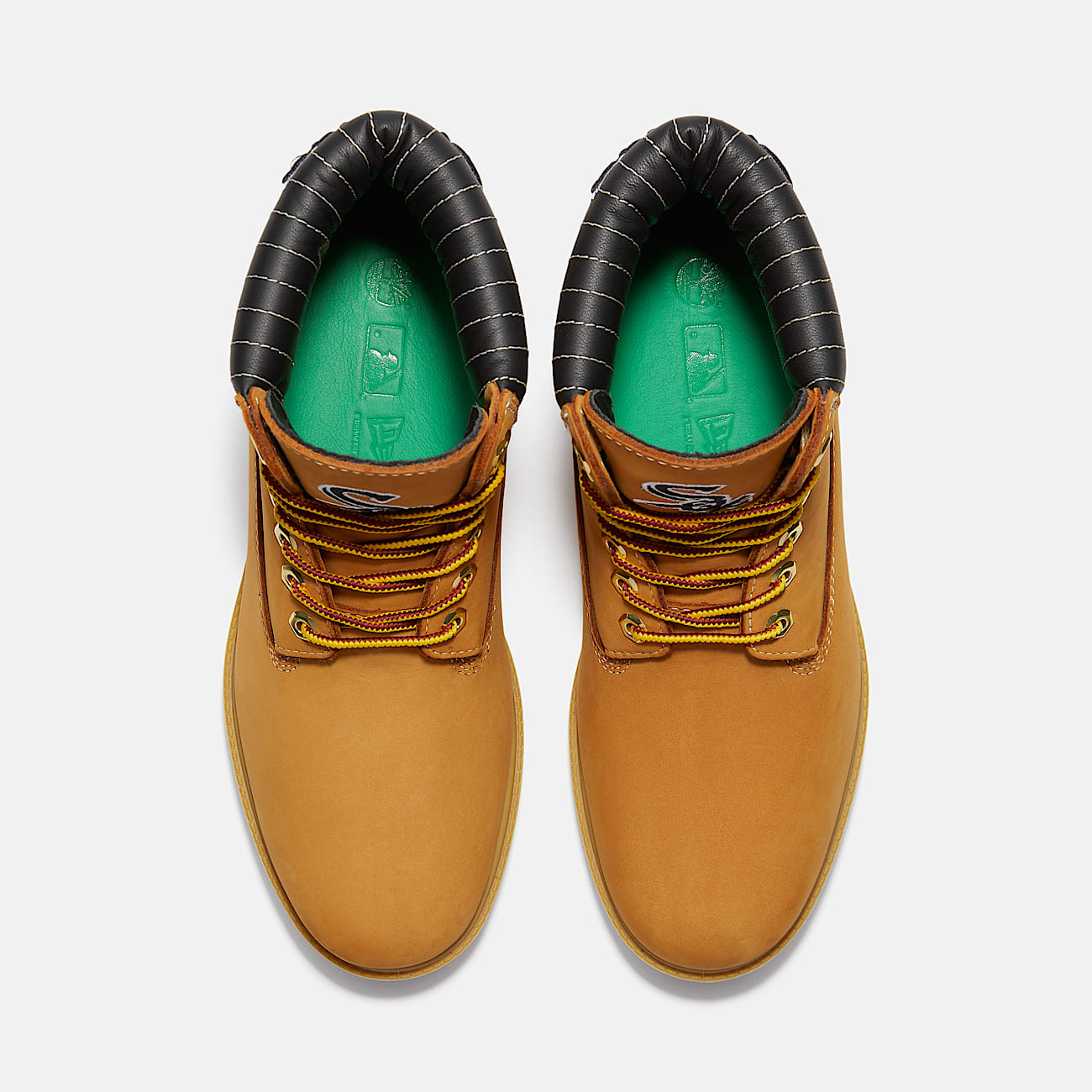 Botas impermeables Timberland Heritage de 6 pulgadas para Hombre TBL Nobuck color trigoRayas negras ALT2