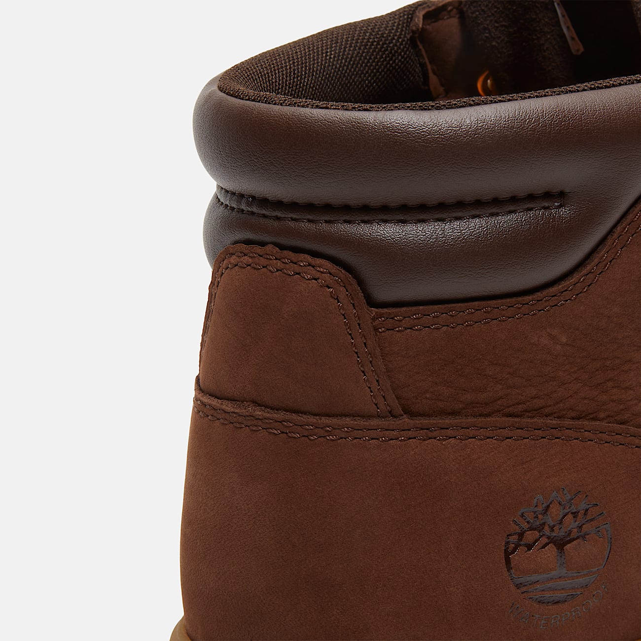 Mens Auburn Falls Waterproof Chukka Boot TBL Dark Brown Nubuck ALT8