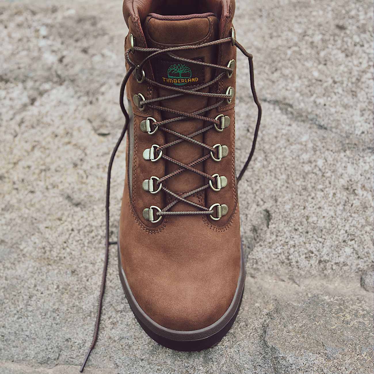 Botas de campo de media altura impermeable rediseada para Hombre TBL Nobuck marrn oscuro ALTB