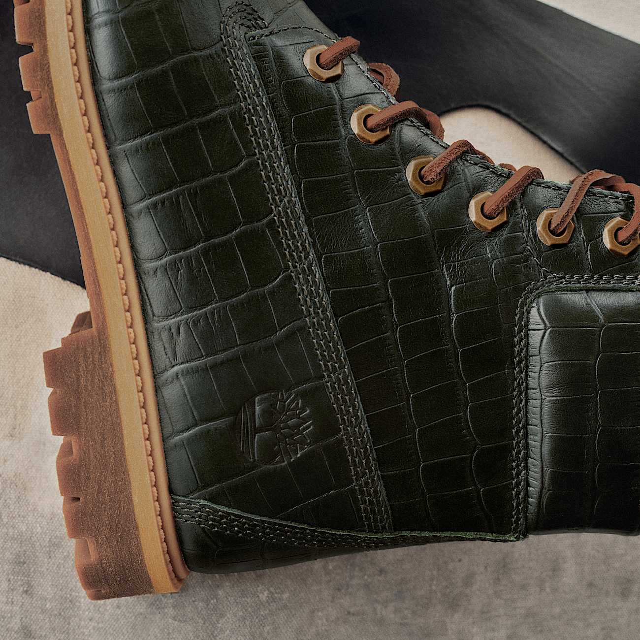 Womens Timberland Premium 6Inch Boot TBL Dark Green FullGrain ALTB