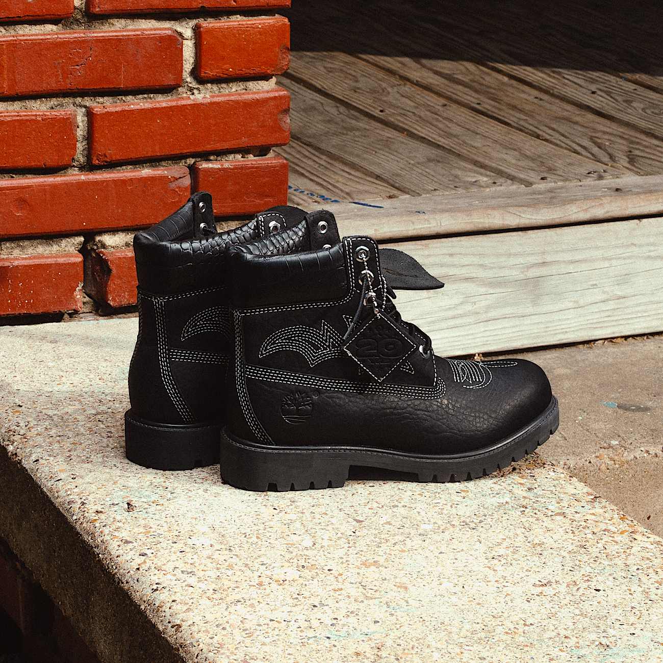 Mens Timberland x Sneaker Politics 6Inch Waterproof Boot TBL Black FullGrain ALTA