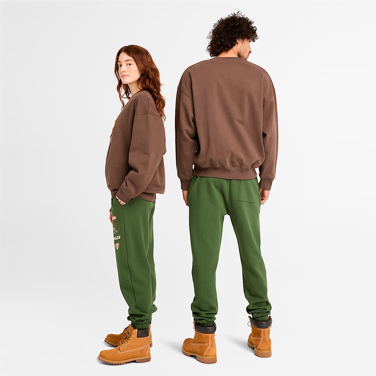 Box Fit Badge Crew Neck