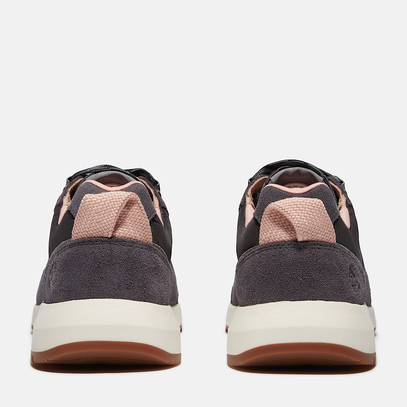 Women's Retro Swift Low Lace-Up Sneaker - 5