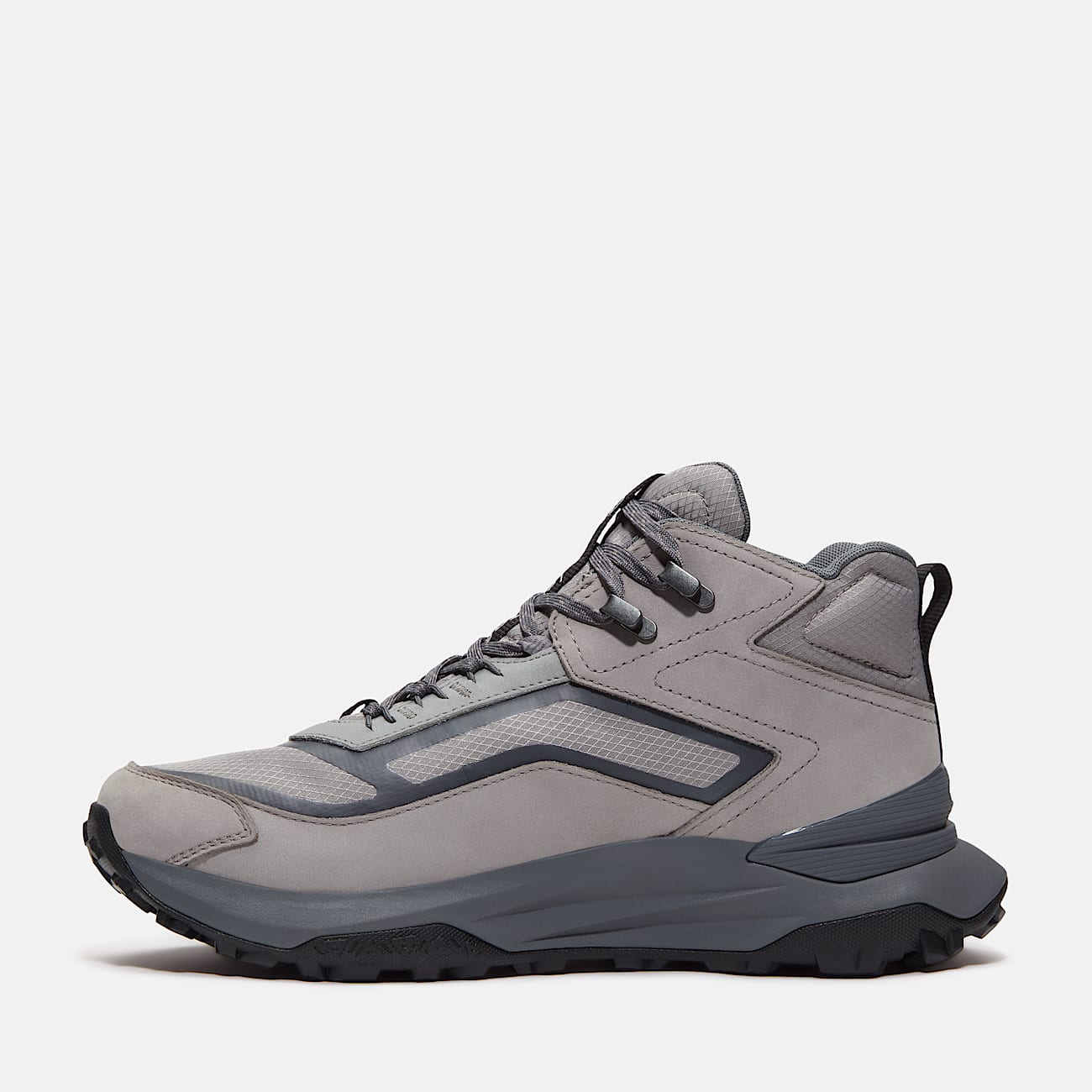 Men's Motion Access Mid Lace-Up Waterproof Sneaker - 8