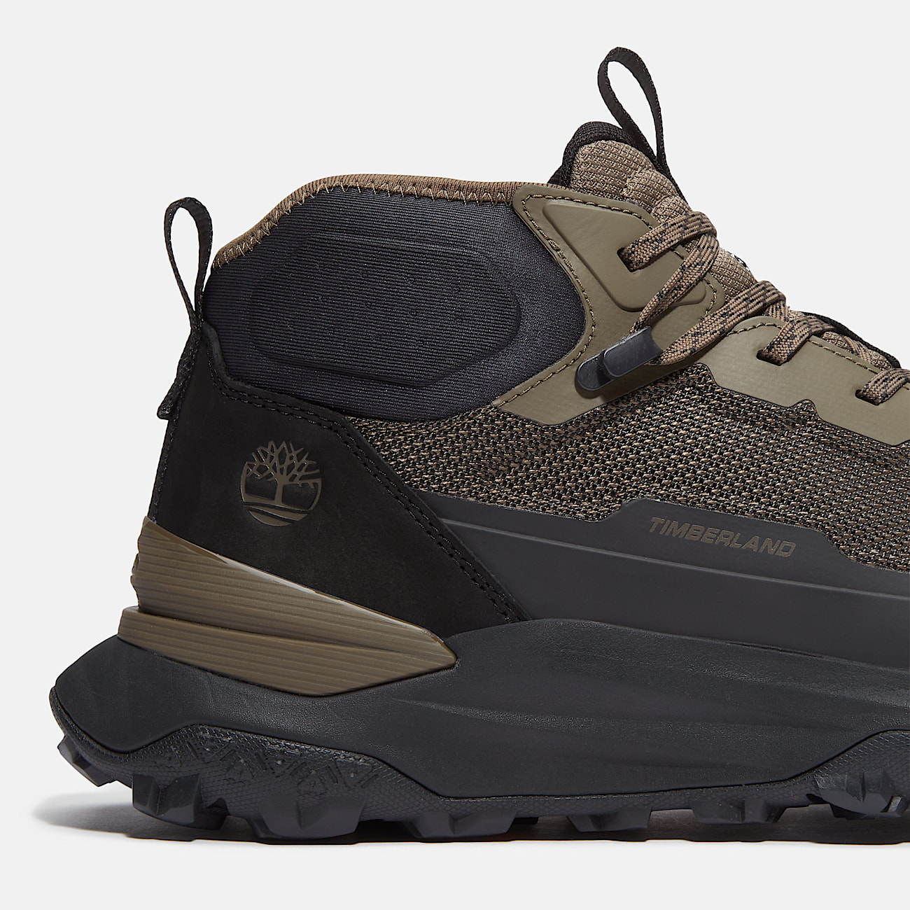 Men's Motion Access Mid Sneaker - 7