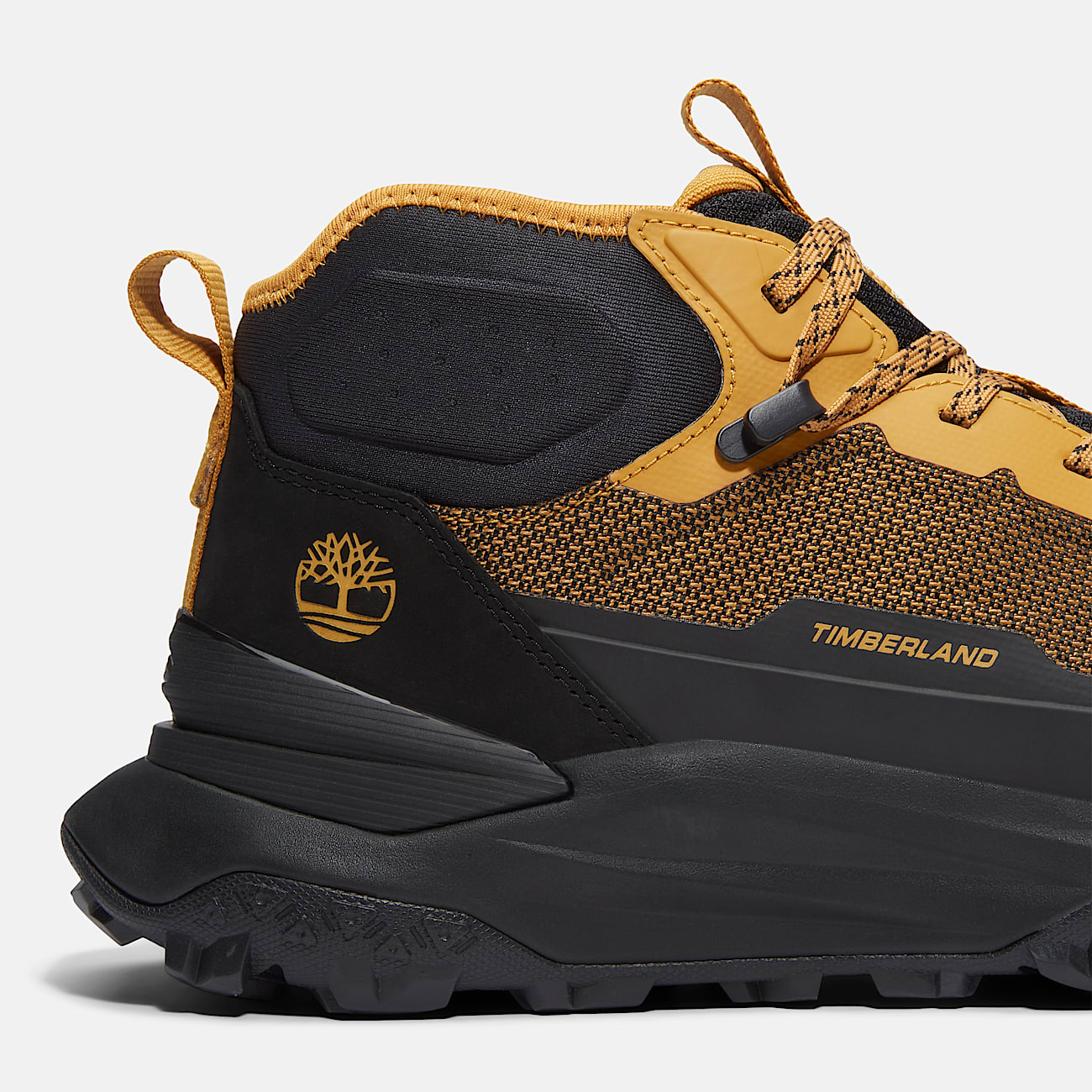 Men's Motion Access Mid Sneaker - 7