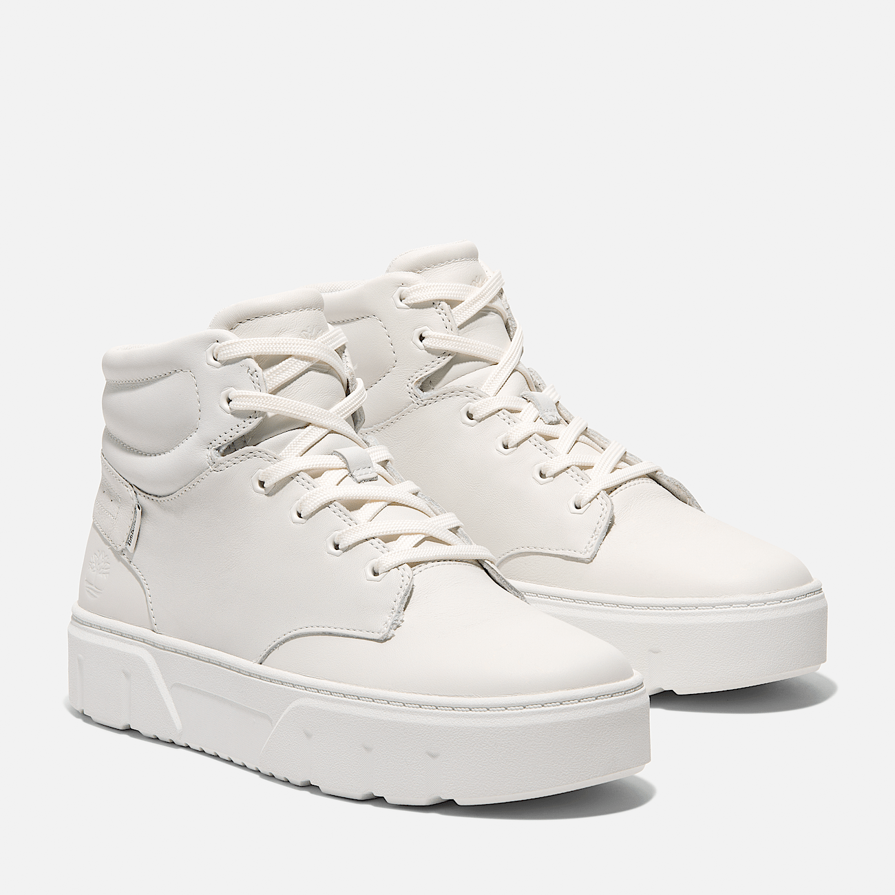 Lace up sneaker show store