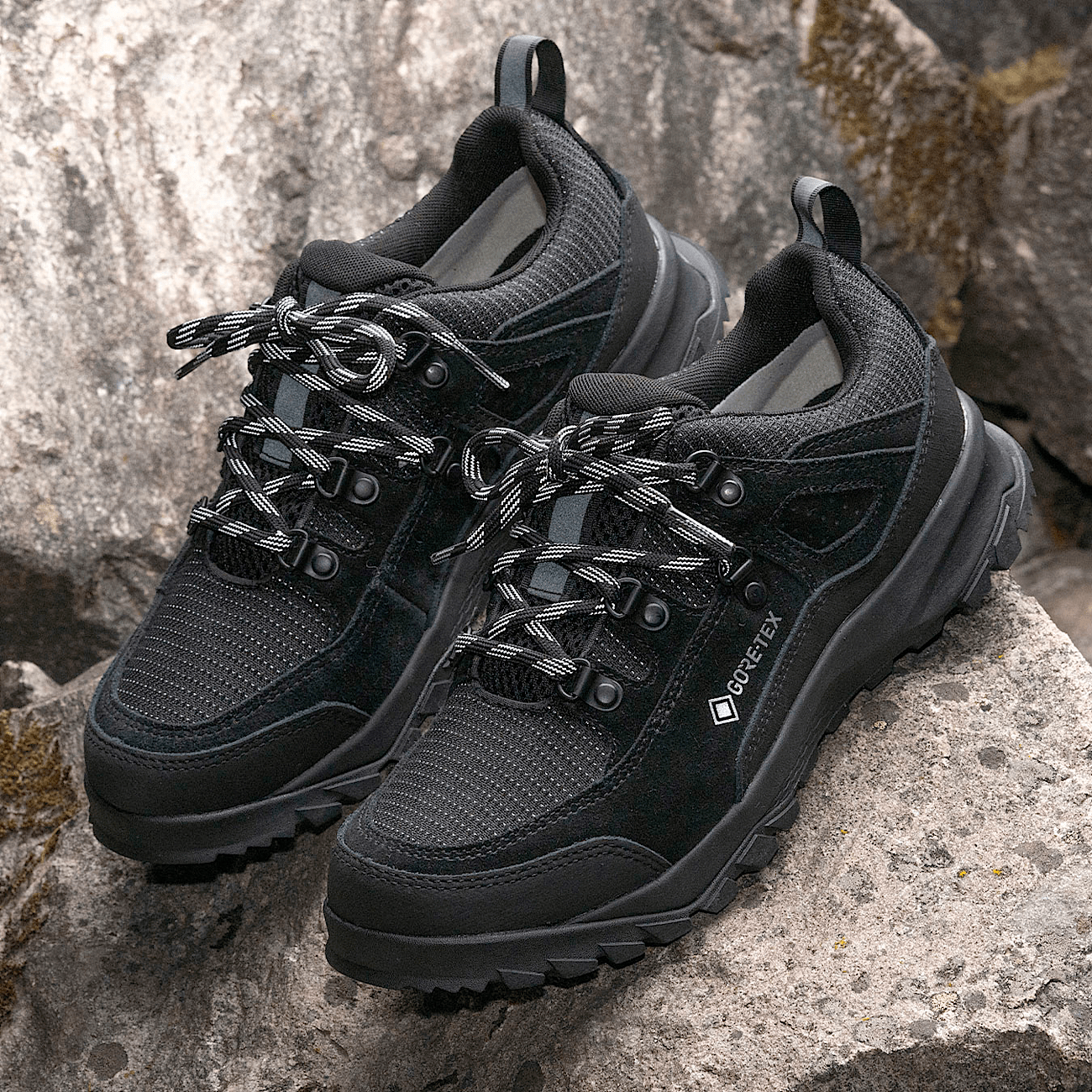 Lincoln footwear on sale